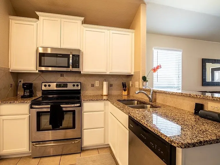 Single Family Residence For Sale in Denton County , 8800 Deadwood Lane, Aubrey, Texas 76227, 3 Bedroom, 2 Bathroom, 2 Garage spaces, 1,407 Sqft, built in 2016, mls#21349160, Real Estate Agent in Aubrey, Homes For Sale in Denton county, Homes For Sale in Aubrey, Realtor in Aubrey Texas, Real Estate Brokerage Independent Realty Texas, Luminita Cordes Realtor