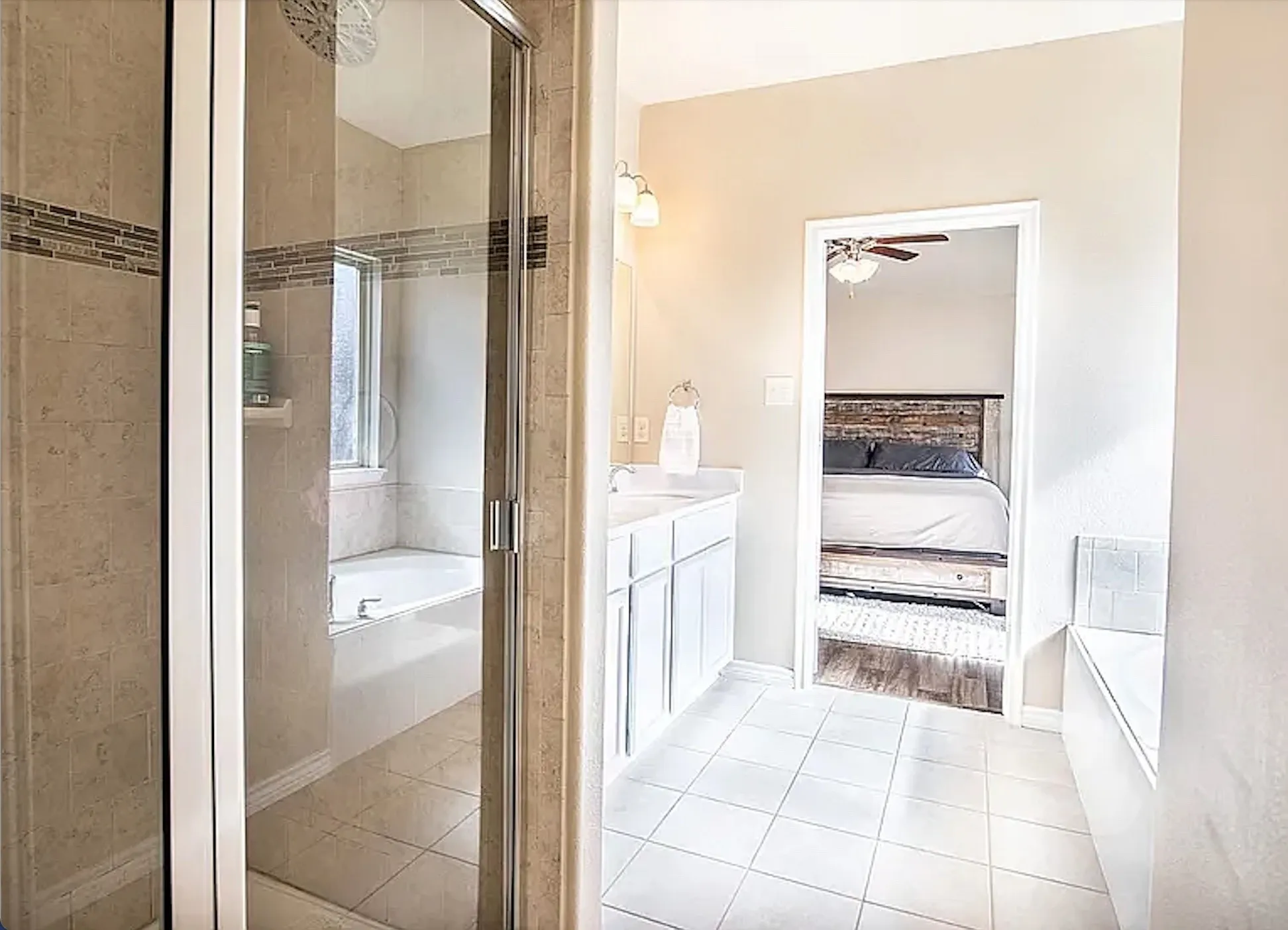 Single Family Residence For Sale in Denton County , 8800 Deadwood Lane, Aubrey, Texas 76227, 3 Bedroom, 2 Bathroom, 2 Garage spaces, 1,407 Sqft, built in 2016, mls#21349160, Real Estate Agent in Aubrey, Homes For Sale in Denton county, Homes For Sale in Aubrey, Realtor in Aubrey Texas, Real Estate Brokerage Independent Realty Texas, Luminita Cordes Realtor