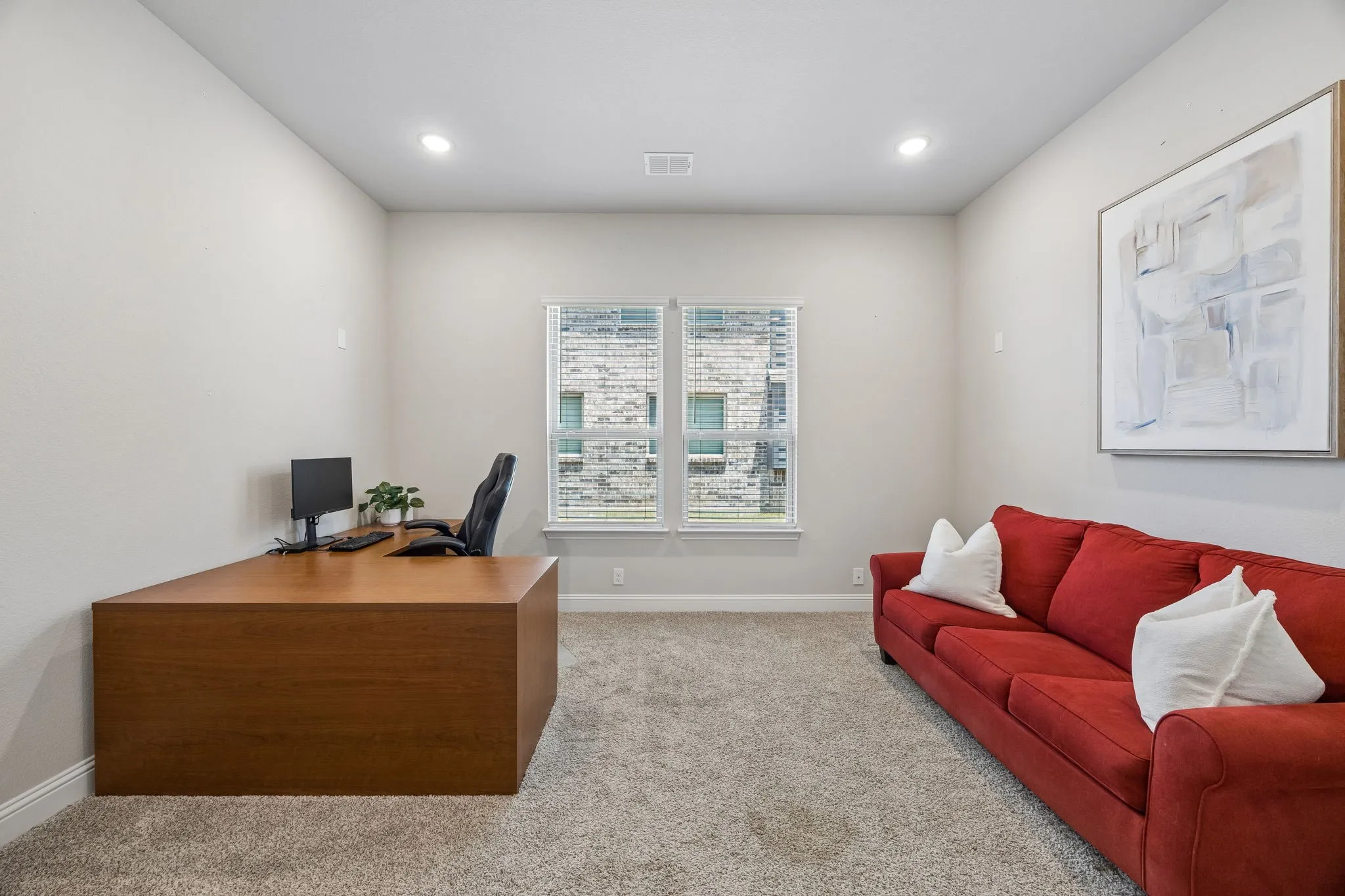 Single Family Residence For Sale in Tarrant County , 1005 Longbow Lane, Crowley, Texas 76036, 3 Bedroom, 3 Bathroom, 2 Garage spaces, 2,534 Sqft, built in 2022, mls#21350461, Real Estate Agent in Crowley, Homes For Sale in Tarrant county, Homes For Sale in Crowley, Realtor in Crowley Texas, Real Estate Brokerage Independent Realty Texas, Luminita Cordes Realtor