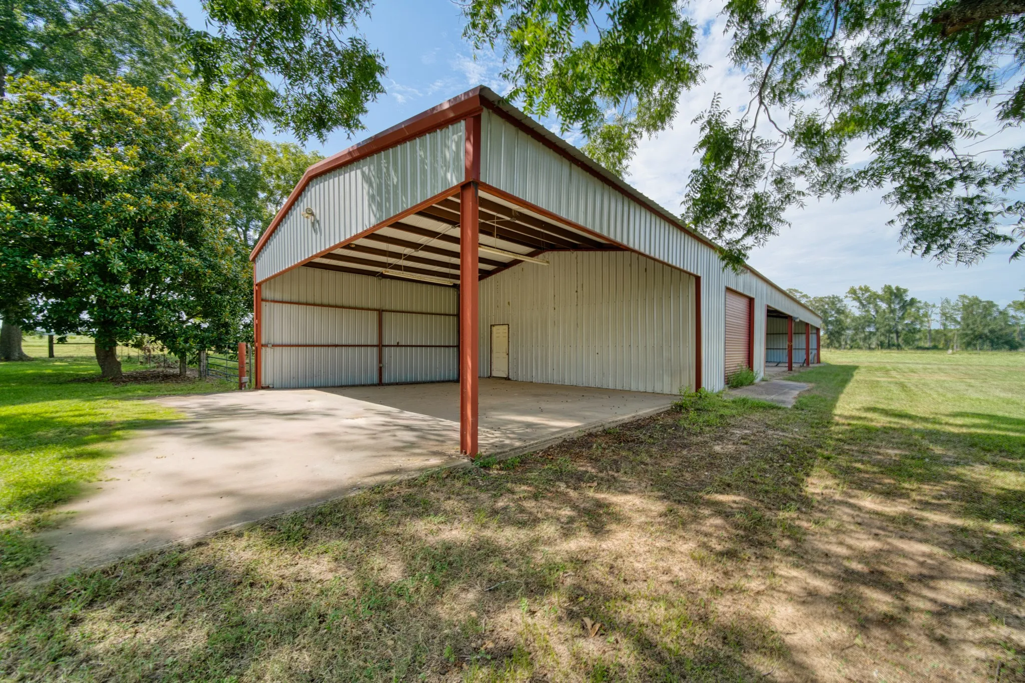 Ranch For Sale in Cass County , 2111 County Road 4335, Bivins, Texas 75555, 0, 0, Garage spaces, 0 Sqft, built in 0, Price $1,175,000, mls#21350526, Real Estate Agent in Bivins, Homes For Sale in Cass county, Homes For Sale in Bivins, Realtor in Bivins Texas, Real Estate Brokerage Independent Realty Texas, Luminita Cordes Realtor