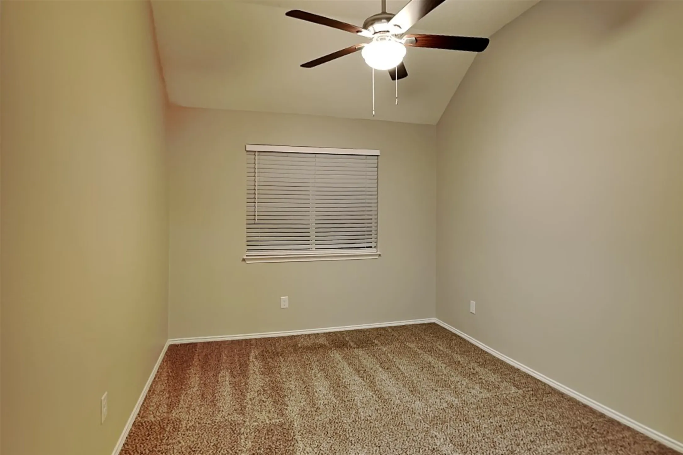 Single Family Residence For Rent in Collin County , 6704 Catalpa Trail, Plano, Texas 75023, 4 Bedroom, 3 Bathroom, 2 Garage spaces, 2,535 Sqft, built in 1991, mls#21351003, Real Estate Agent in Plano, Homes For Rent in Collin county, Homes For Rent in Plano, Realtor in Plano Texas, Real Estate Brokerage Independent Realty Texas, Luminita Cordes Realtor