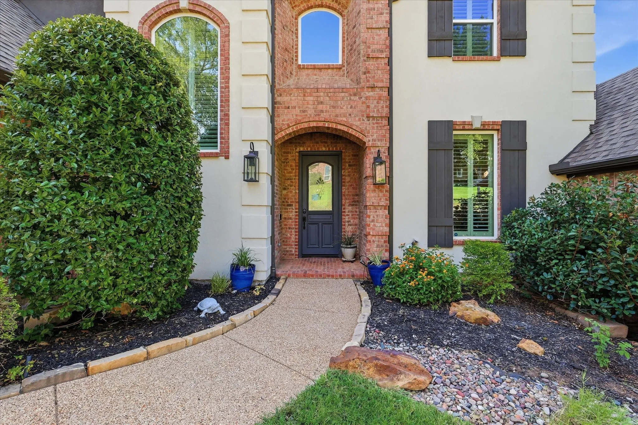 Single Family Residence For Sale in Denton County , 2801 Timber Crest Lane, Highland Village, Texas 75077, 4 Bedroom, 4 Bathroom, 3 Garage spaces, 3,523 Sqft, built in 1998, mls#21349799, Real Estate Agent in Highland Village, Homes For Sale in Denton county, Homes For Sale in Highland Village, Realtor in Highland Village Texas, Real Estate Brokerage Independent Realty Texas, Luminita Cordes Realtor