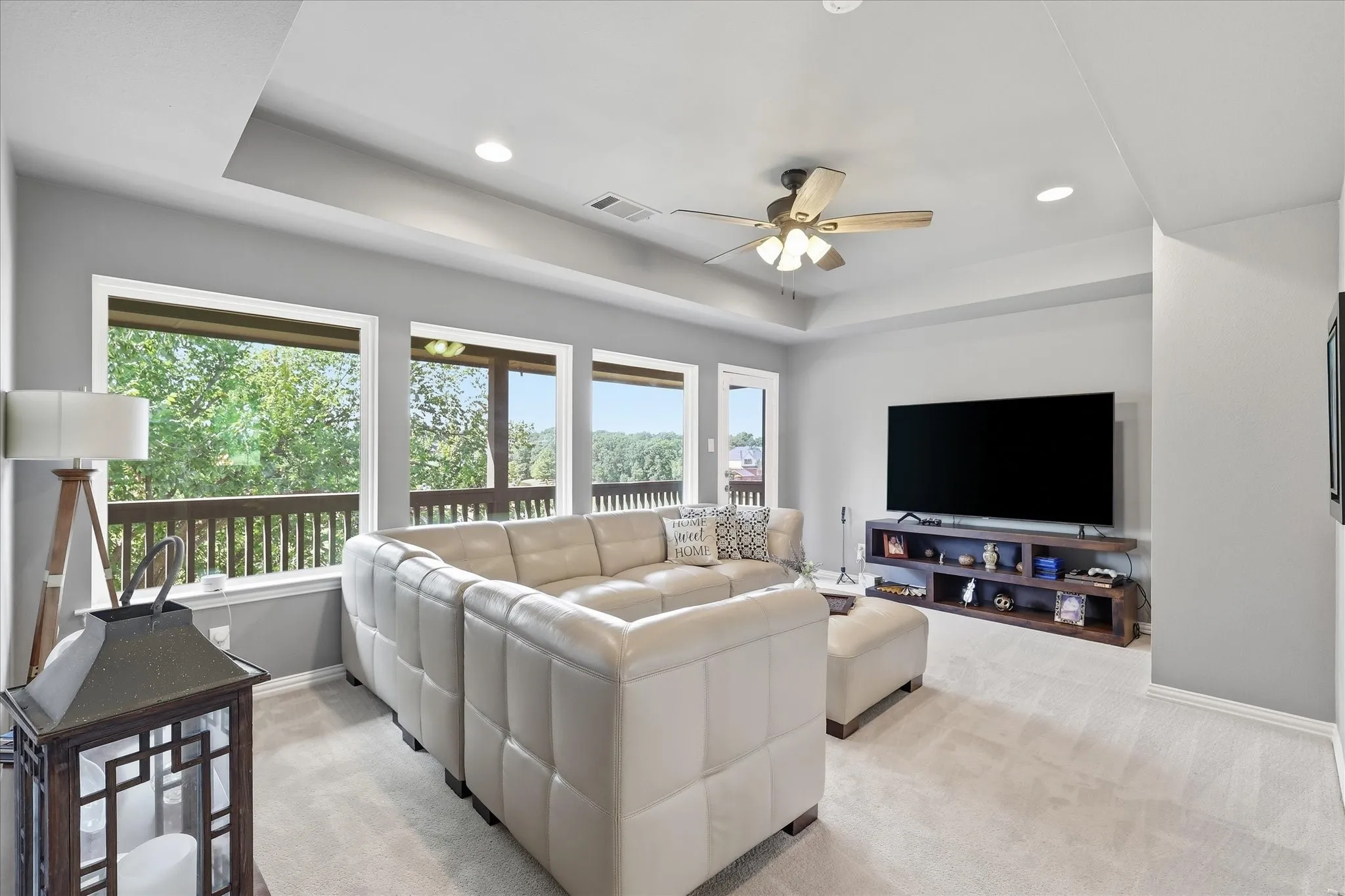 Single Family Residence For Sale in Denton County , 2801 Timber Crest Lane, Highland Village, Texas 75077, 4 Bedroom, 4 Bathroom, 3 Garage spaces, 3,523 Sqft, built in 1998, mls#21349799, Real Estate Agent in Highland Village, Homes For Sale in Denton county, Homes For Sale in Highland Village, Realtor in Highland Village Texas, Real Estate Brokerage Independent Realty Texas, Luminita Cordes Realtor