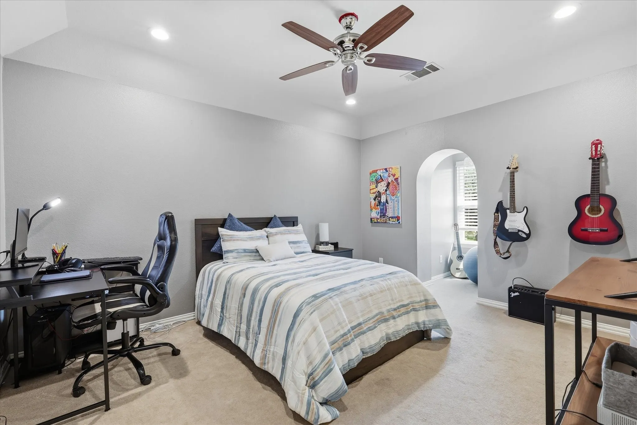 Single Family Residence For Sale in Denton County , 2801 Timber Crest Lane, Highland Village, Texas 75077, 4 Bedroom, 4 Bathroom, 3 Garage spaces, 3,523 Sqft, built in 1998, mls#21349799, Real Estate Agent in Highland Village, Homes For Sale in Denton county, Homes For Sale in Highland Village, Realtor in Highland Village Texas, Real Estate Brokerage Independent Realty Texas, Luminita Cordes Realtor