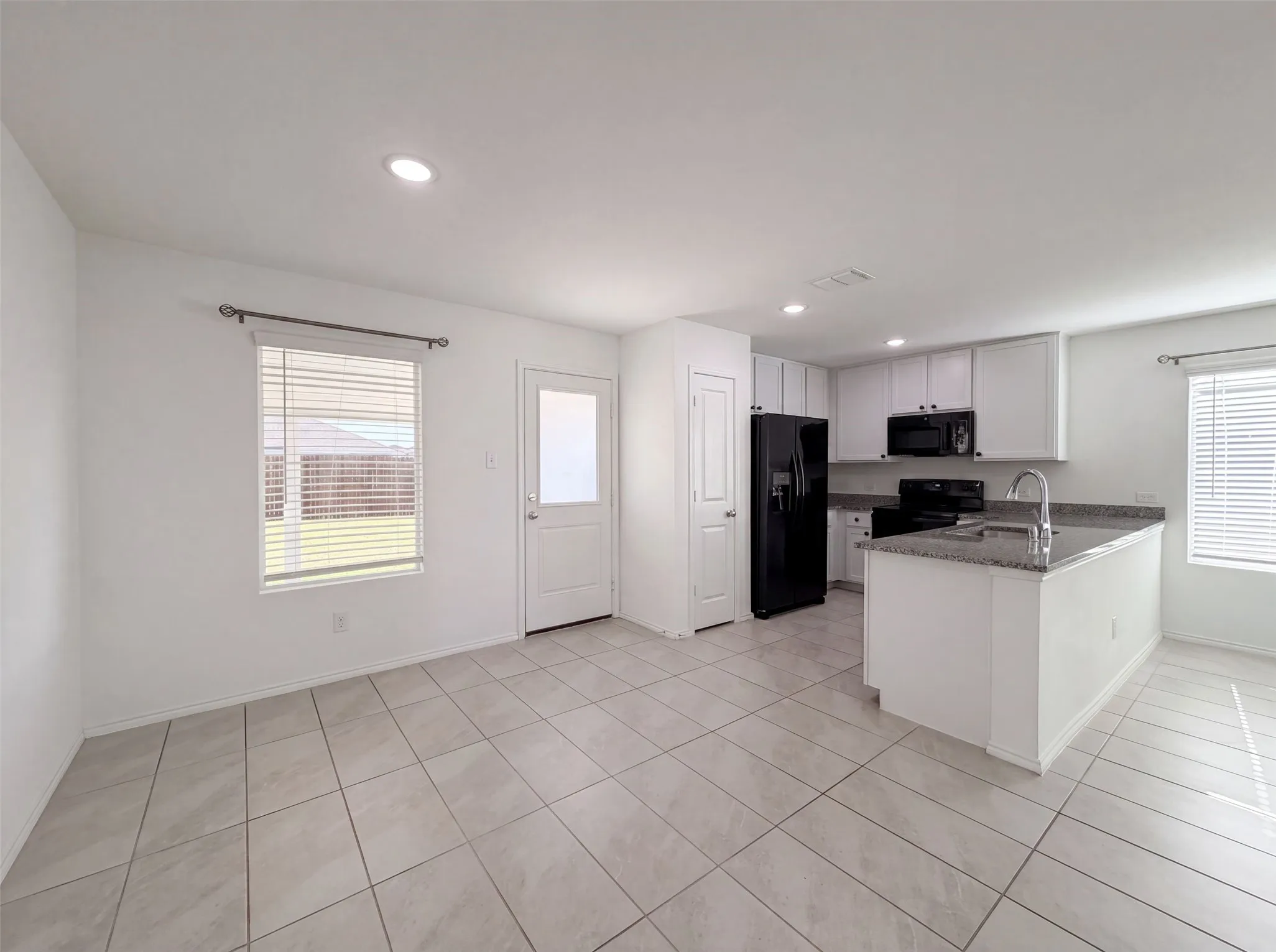 Single Family Residence For Sale in Collin County , 408 Riverside Drive, Princeton, Texas 75407, 3 Bedroom, 2 Bathroom, 2 Garage spaces, 1,260 Sqft, built in 2023, mls#21351014, Real Estate Agent in Princeton, Homes For Sale in Collin county, Homes For Sale in Princeton, Realtor in Princeton Texas, Real Estate Brokerage Independent Realty Texas, Luminita Cordes Realtor