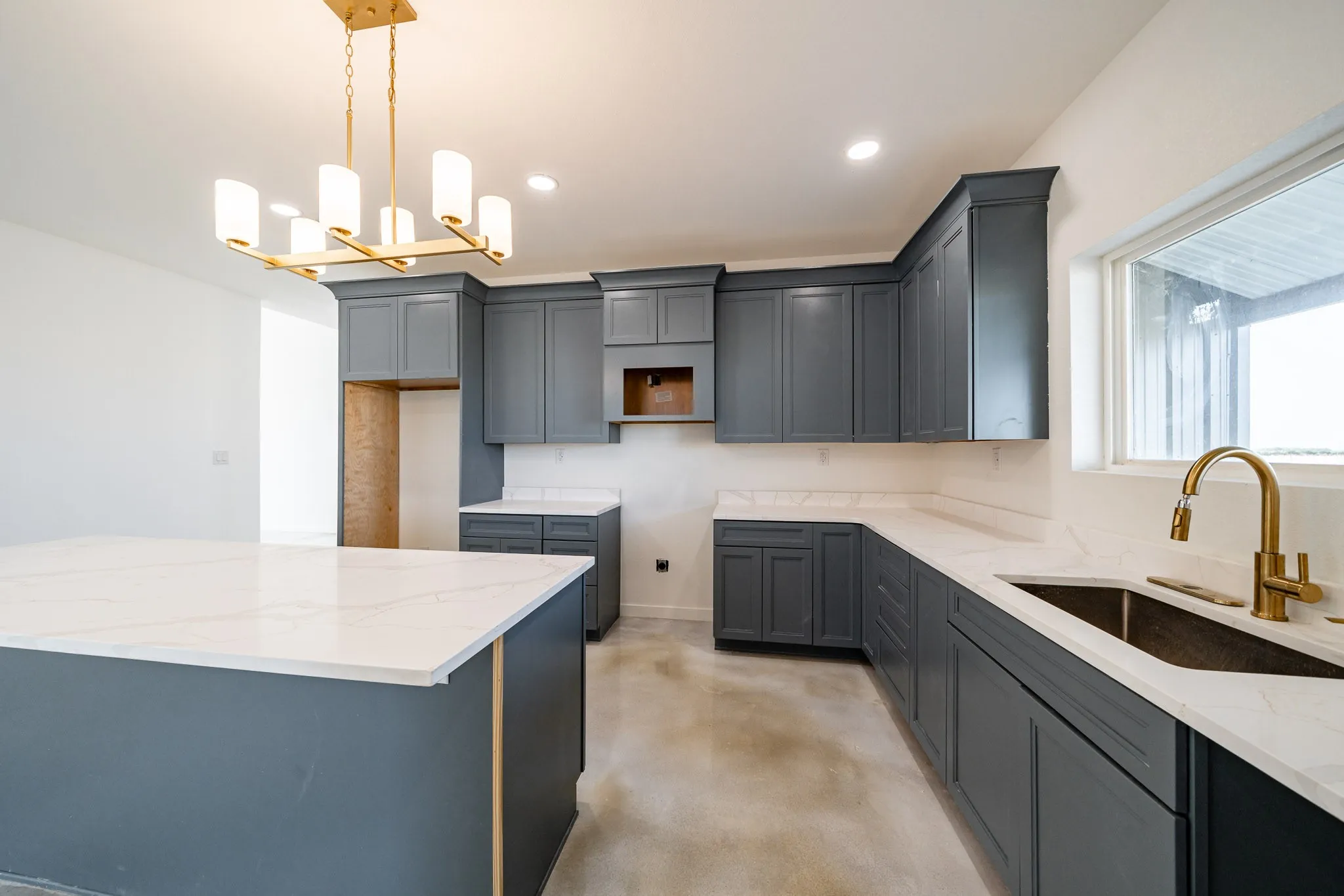 Single Family Residence For Sale in Jones County , 12274 PR 319, Hawley, Texas 79525, 3 Bedroom, 2 Bathroom, 2 Garage spaces, 2,581 Sqft, built in 2026, mls#21348560, Real Estate Agent in Hawley, Homes For Sale in Jones county, Homes For Sale in Hawley, Realtor in Hawley Texas, Real Estate Brokerage Independent Realty Texas, Luminita Cordes Realtor