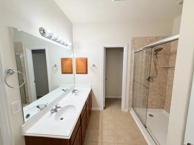 Single Family Residence For Sale in Collin County , 227 Creekwood Drive, Princeton, Texas 75407, 4 Bedroom, 2 Bathroom, 2 Garage spaces, 1,970 Sqft, built in 2010, mls#21351009, Real Estate Agent in Princeton, Homes For Sale in Collin county, Homes For Sale in Princeton, Realtor in Princeton Texas, Real Estate Brokerage Independent Realty Texas, Luminita Cordes Realtor