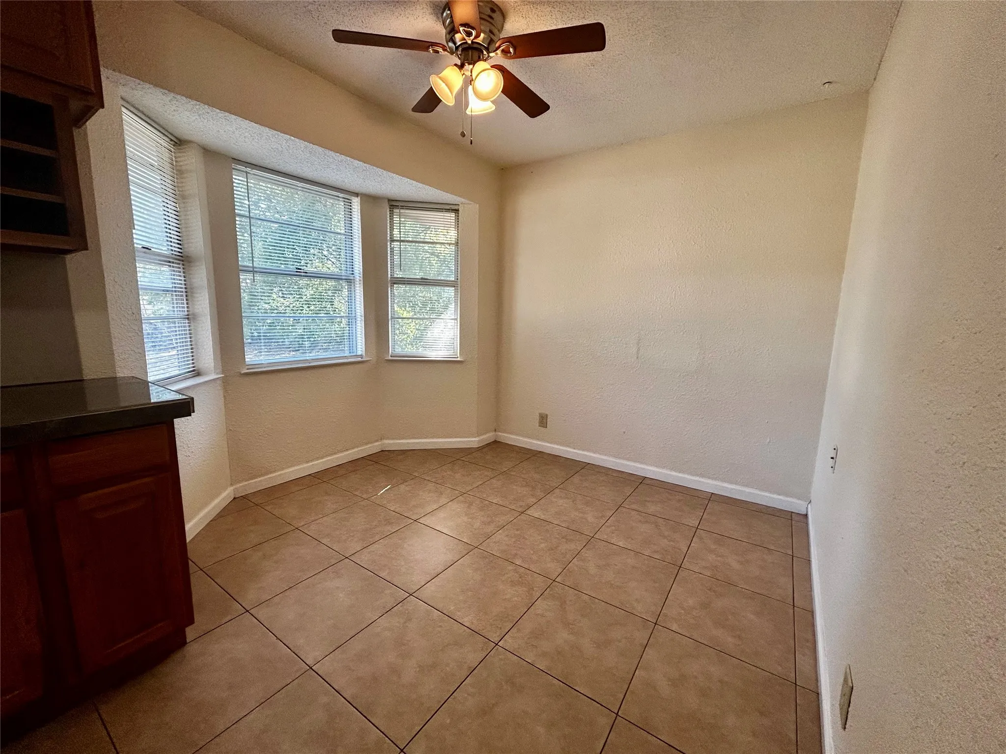 Single Family Residence For Rent in Tarrant County , 5908 Derek Drive, Watauga, Texas 76148, 3 Bedroom, 2 Bathroom, 2 Garage spaces, 1,356 Sqft, built in 1968, mls#21351024, Real Estate Agent in Watauga, Homes For Rent in Tarrant county, Homes For Rent in Watauga, Realtor in Watauga Texas, Real Estate Brokerage Independent Realty Texas, Luminita Cordes Realtor