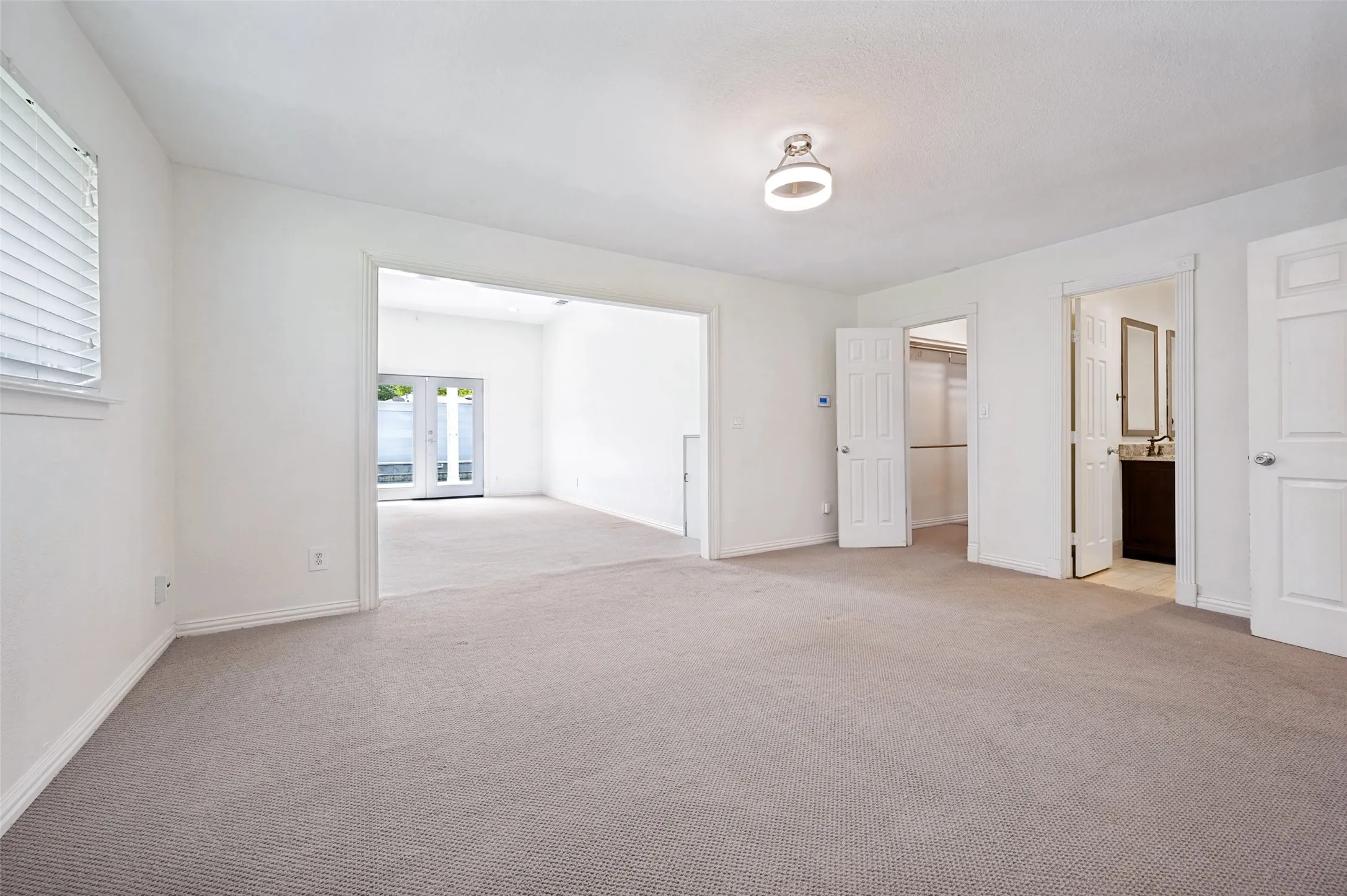 Single Family Residence For Sale in Dallas County , 3206 Rotan Lane, Dallas, Texas 75229, 5 Bedroom, 5 Bathroom, 2 Garage spaces, 4,276 Sqft, built in 1967, mls#21350983, Real Estate Agent in Dallas, Homes For Sale in Dallas county, Homes For Sale in Dallas, Realtor in Dallas Texas, Real Estate Brokerage Independent Realty Texas, Luminita Cordes Realtor