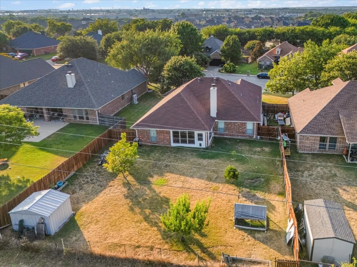 Single Family Residence For Sale in Parker County , 380 Lockwood Lane, Weatherford, Texas 76087, 4 Bedroom, 2 Bathroom, 2 Garage spaces, 2,031 Sqft, built in 2006, mls#21350680, Real Estate Agent in Weatherford, Homes For Sale in Parker county, Homes For Sale in Weatherford, Realtor in Weatherford Texas, Real Estate Brokerage Independent Realty Texas, Luminita Cordes Realtor