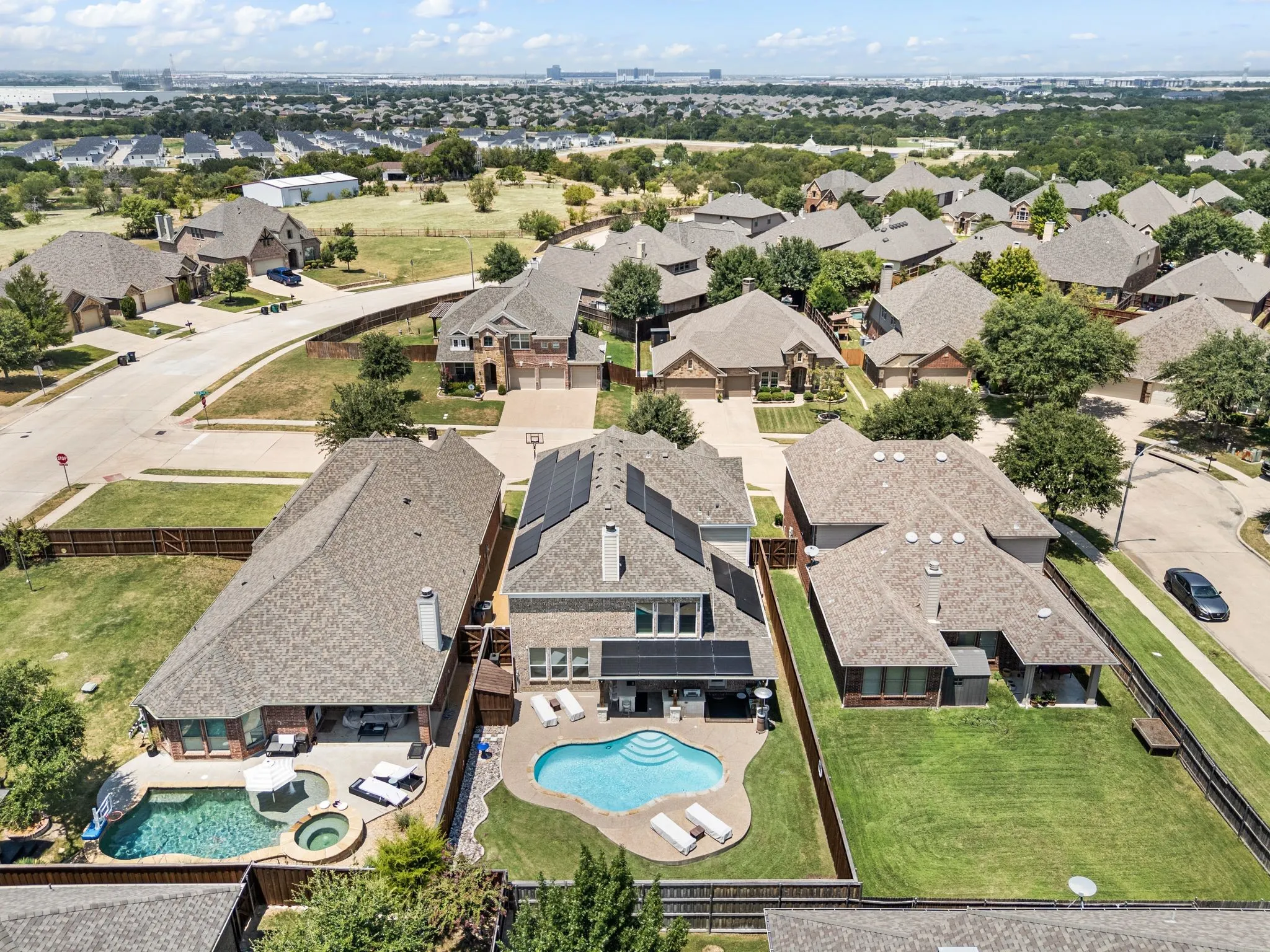 Single Family Residence For Sale in Denton County , 15169 Wild Duck Way, Fort Worth, Texas 76262, 4 Bedroom, 4 Bathroom, 2 Garage spaces, 3,288 Sqft, built in 2012, mls#21350098, Real Estate Agent in Fort Worth, Homes For Sale in Denton county, Homes For Sale in Fort Worth, Realtor in Fort Worth Texas, Real Estate Brokerage Independent Realty Texas, Luminita Cordes Realtor