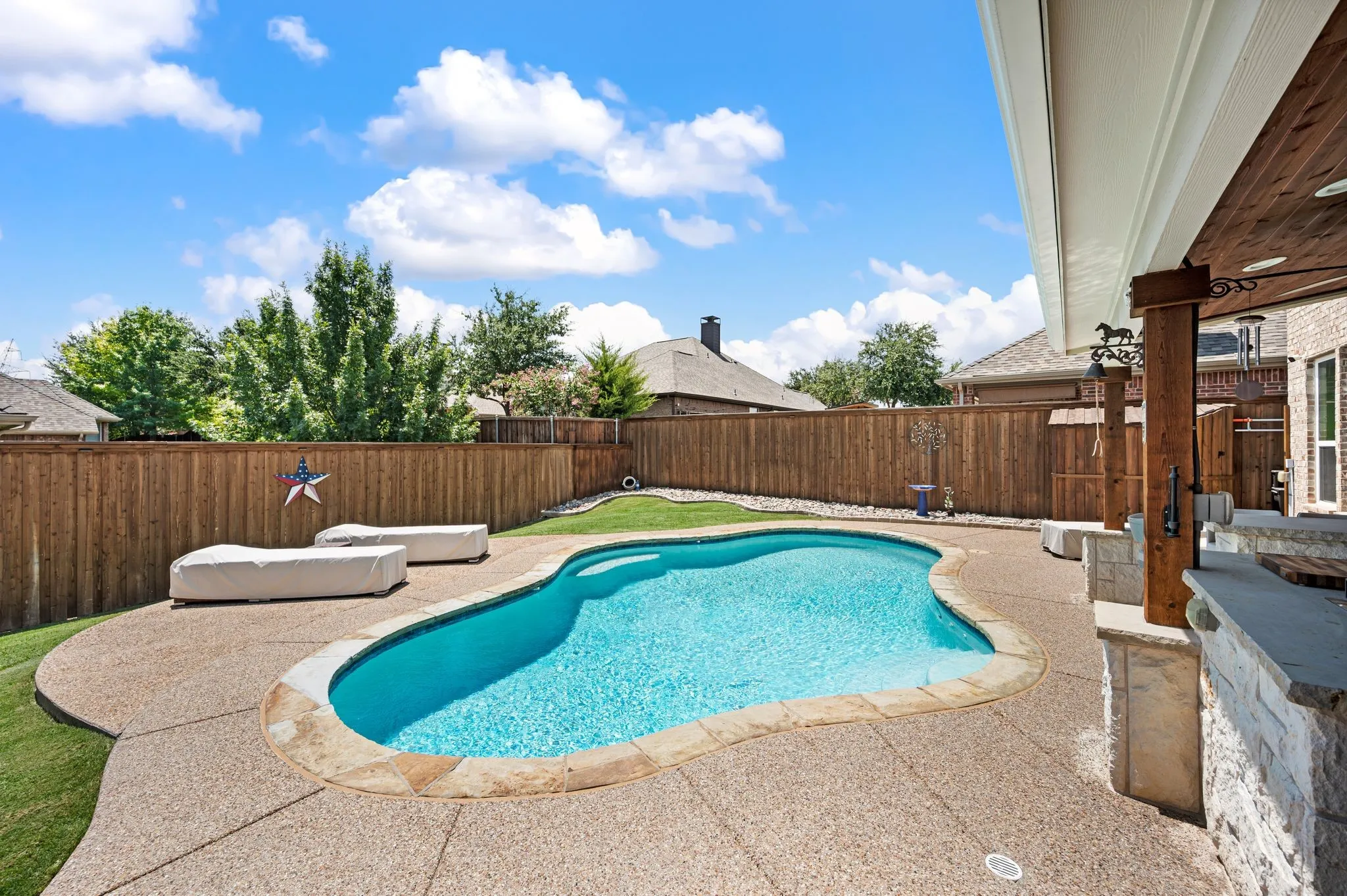 Single Family Residence For Sale in Denton County , 15169 Wild Duck Way, Fort Worth, Texas 76262, 4 Bedroom, 4 Bathroom, 2 Garage spaces, 3,288 Sqft, built in 2012, mls#21350098, Real Estate Agent in Fort Worth, Homes For Sale in Denton county, Homes For Sale in Fort Worth, Realtor in Fort Worth Texas, Real Estate Brokerage Independent Realty Texas, Luminita Cordes Realtor