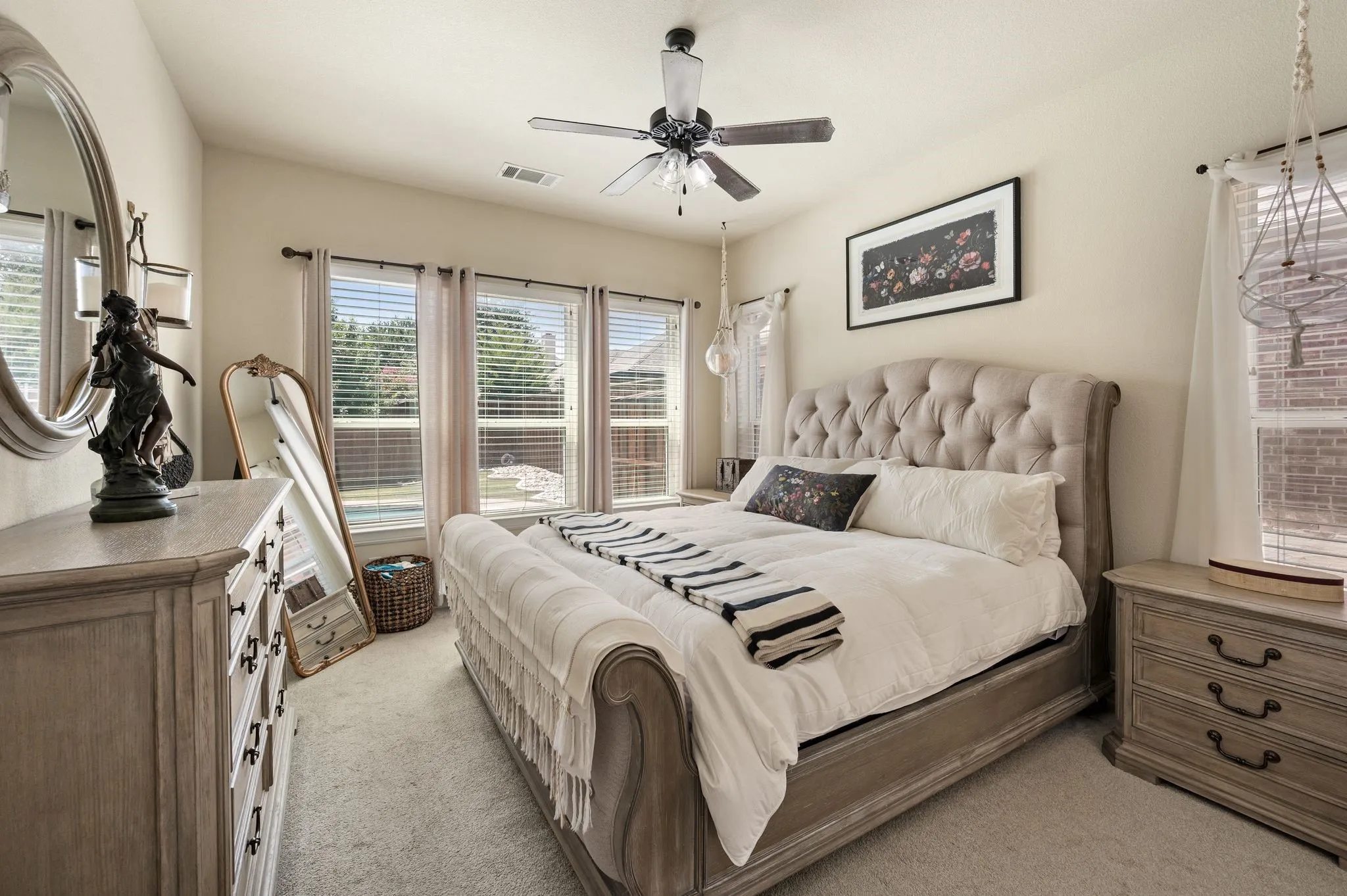 Single Family Residence For Sale in Denton County , 15169 Wild Duck Way, Fort Worth, Texas 76262, 4 Bedroom, 4 Bathroom, 2 Garage spaces, 3,288 Sqft, built in 2012, mls#21350098, Real Estate Agent in Fort Worth, Homes For Sale in Denton county, Homes For Sale in Fort Worth, Realtor in Fort Worth Texas, Real Estate Brokerage Independent Realty Texas, Luminita Cordes Realtor
