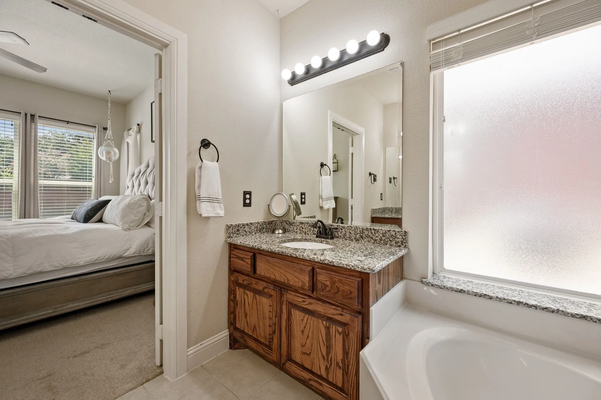 Single Family Residence For Sale in Denton County , 15169 Wild Duck Way, Fort Worth, Texas 76262, 4 Bedroom, 4 Bathroom, 2 Garage spaces, 3,288 Sqft, built in 2012, mls#21350098, Real Estate Agent in Fort Worth, Homes For Sale in Denton county, Homes For Sale in Fort Worth, Realtor in Fort Worth Texas, Real Estate Brokerage Independent Realty Texas, Luminita Cordes Realtor