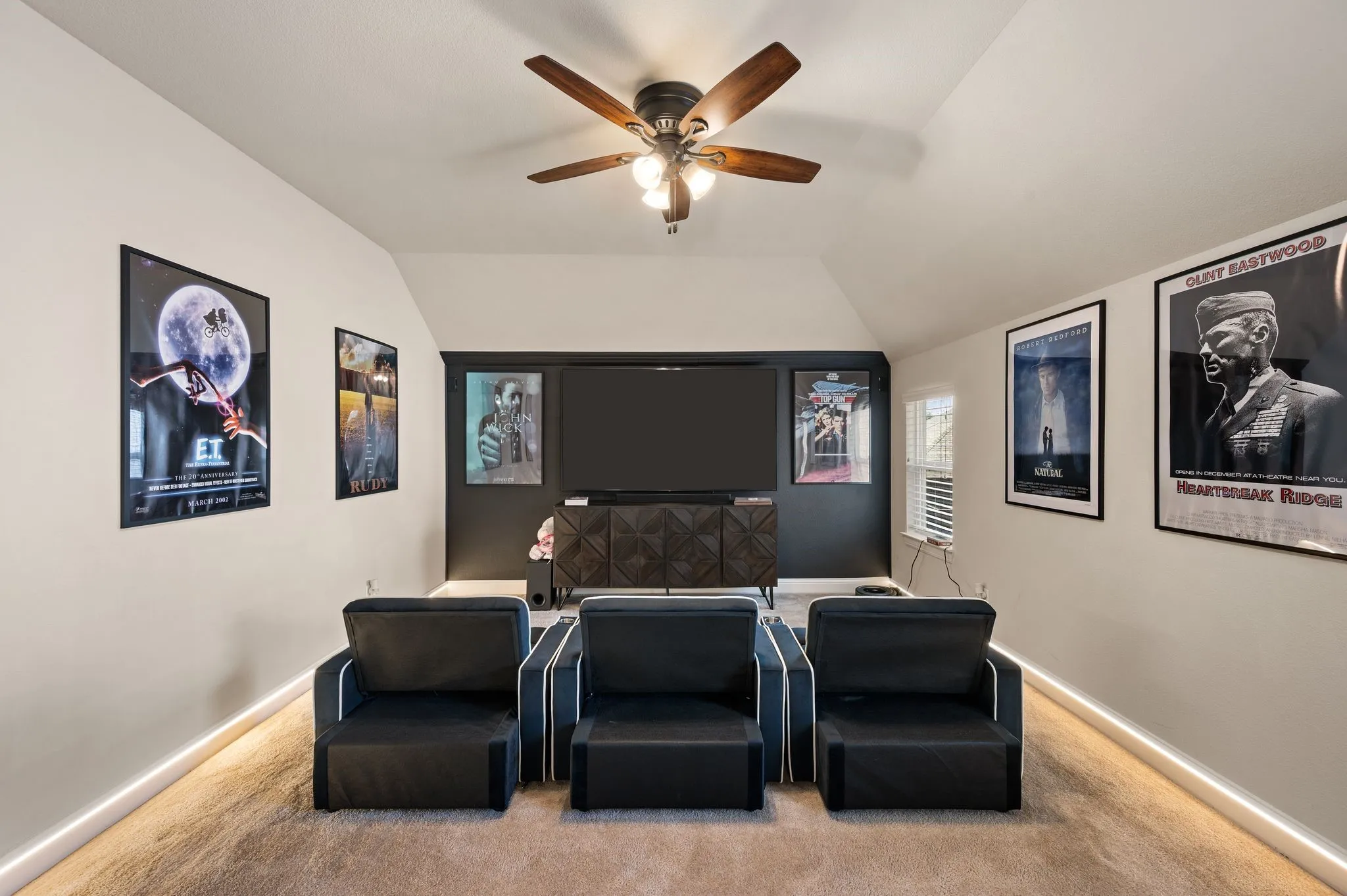 Single Family Residence For Sale in Denton County , 15169 Wild Duck Way, Fort Worth, Texas 76262, 4 Bedroom, 4 Bathroom, 2 Garage spaces, 3,288 Sqft, built in 2012, mls#21350098, Real Estate Agent in Fort Worth, Homes For Sale in Denton county, Homes For Sale in Fort Worth, Realtor in Fort Worth Texas, Real Estate Brokerage Independent Realty Texas, Luminita Cordes Realtor
