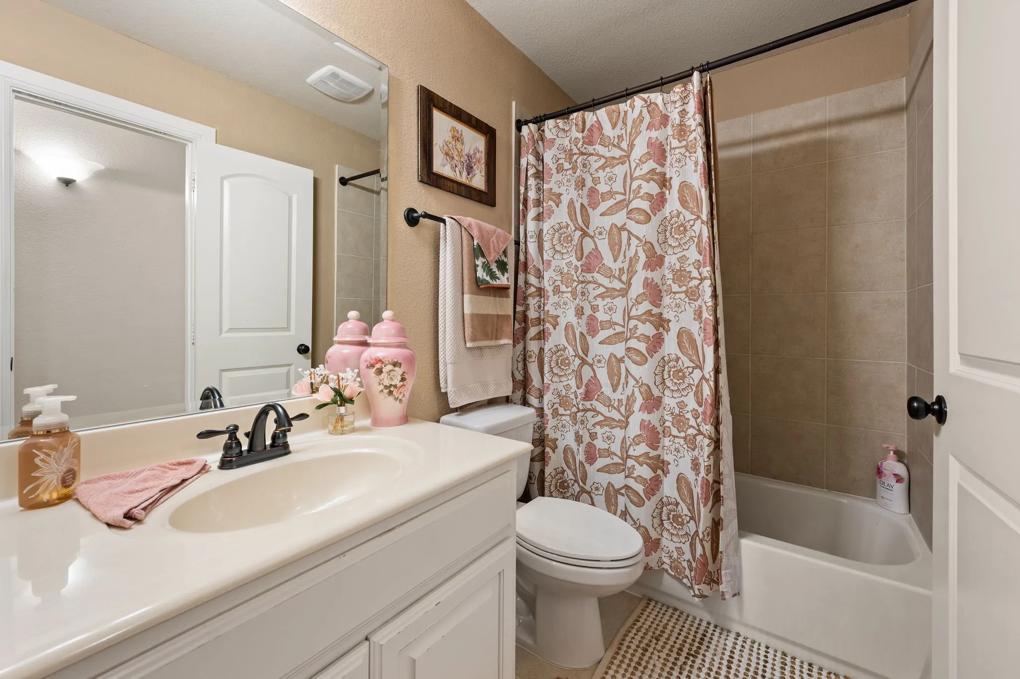 Single Family Residence For Sale in Denton County , 15169 Wild Duck Way, Fort Worth, Texas 76262, 4 Bedroom, 4 Bathroom, 2 Garage spaces, 3,288 Sqft, built in 2012, mls#21350098, Real Estate Agent in Fort Worth, Homes For Sale in Denton county, Homes For Sale in Fort Worth, Realtor in Fort Worth Texas, Real Estate Brokerage Independent Realty Texas, Luminita Cordes Realtor