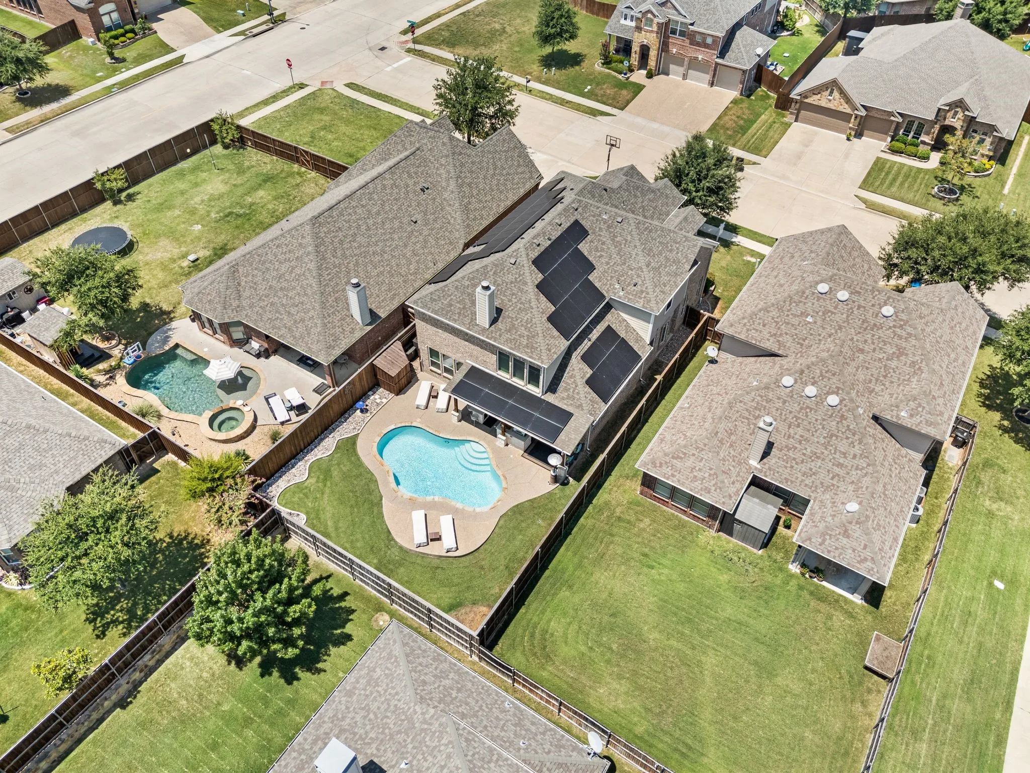 Single Family Residence For Sale in Denton County , 15169 Wild Duck Way, Fort Worth, Texas 76262, 4 Bedroom, 4 Bathroom, 2 Garage spaces, 3,288 Sqft, built in 2012, mls#21350098, Real Estate Agent in Fort Worth, Homes For Sale in Denton county, Homes For Sale in Fort Worth, Realtor in Fort Worth Texas, Real Estate Brokerage Independent Realty Texas, Luminita Cordes Realtor
