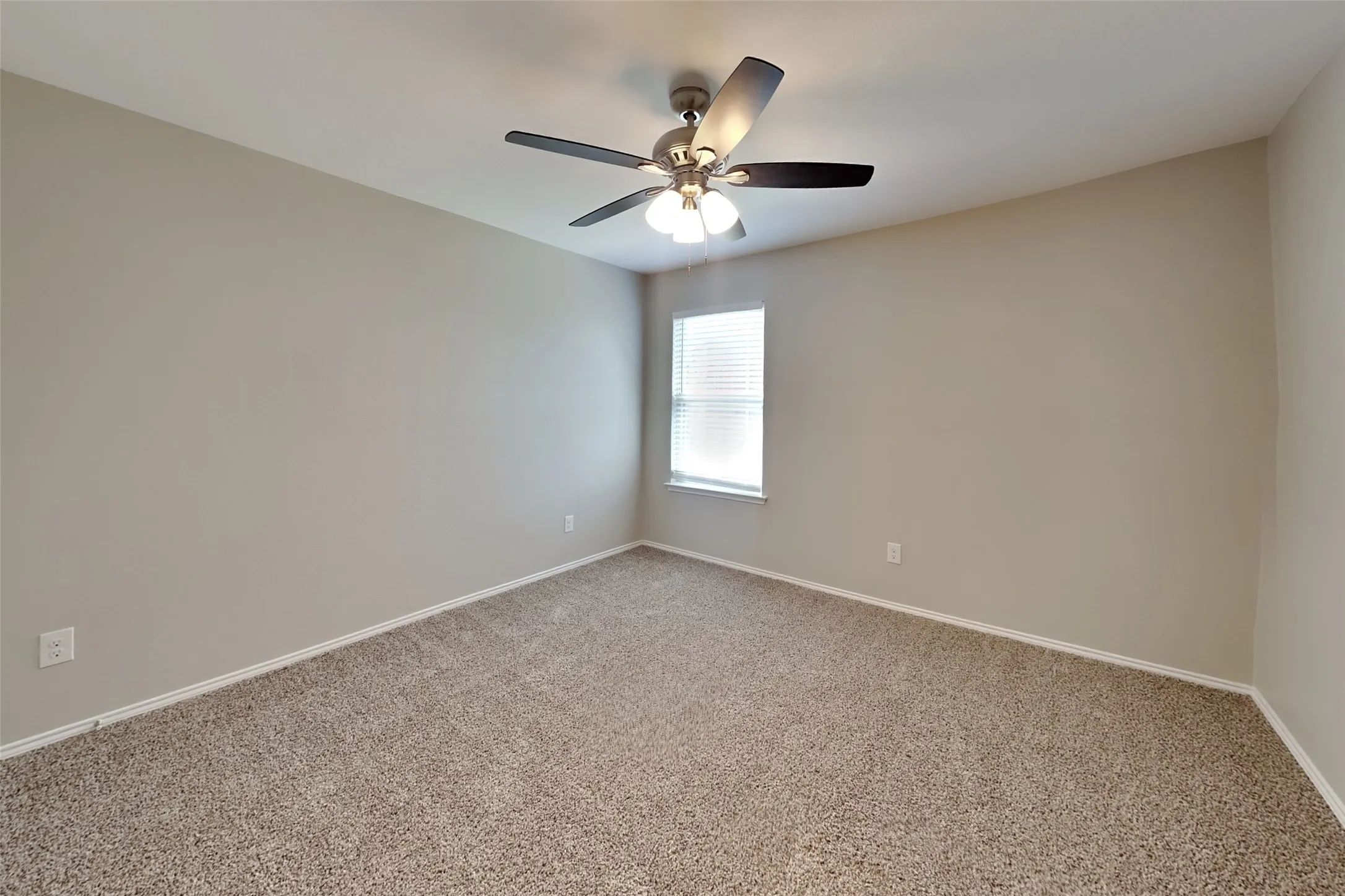 Single Family Residence For Rent in Collin County , 244 Cyrus Street, Anna, Texas 75409, 4 Bedroom, 2 Bathroom, 2 Garage spaces, 1,892 Sqft, built in 2017, mls#21351037, Real Estate Agent in Anna, Homes For Rent in Collin county, Homes For Rent in Anna, Realtor in Anna Texas, Real Estate Brokerage Independent Realty Texas, Luminita Cordes Realtor