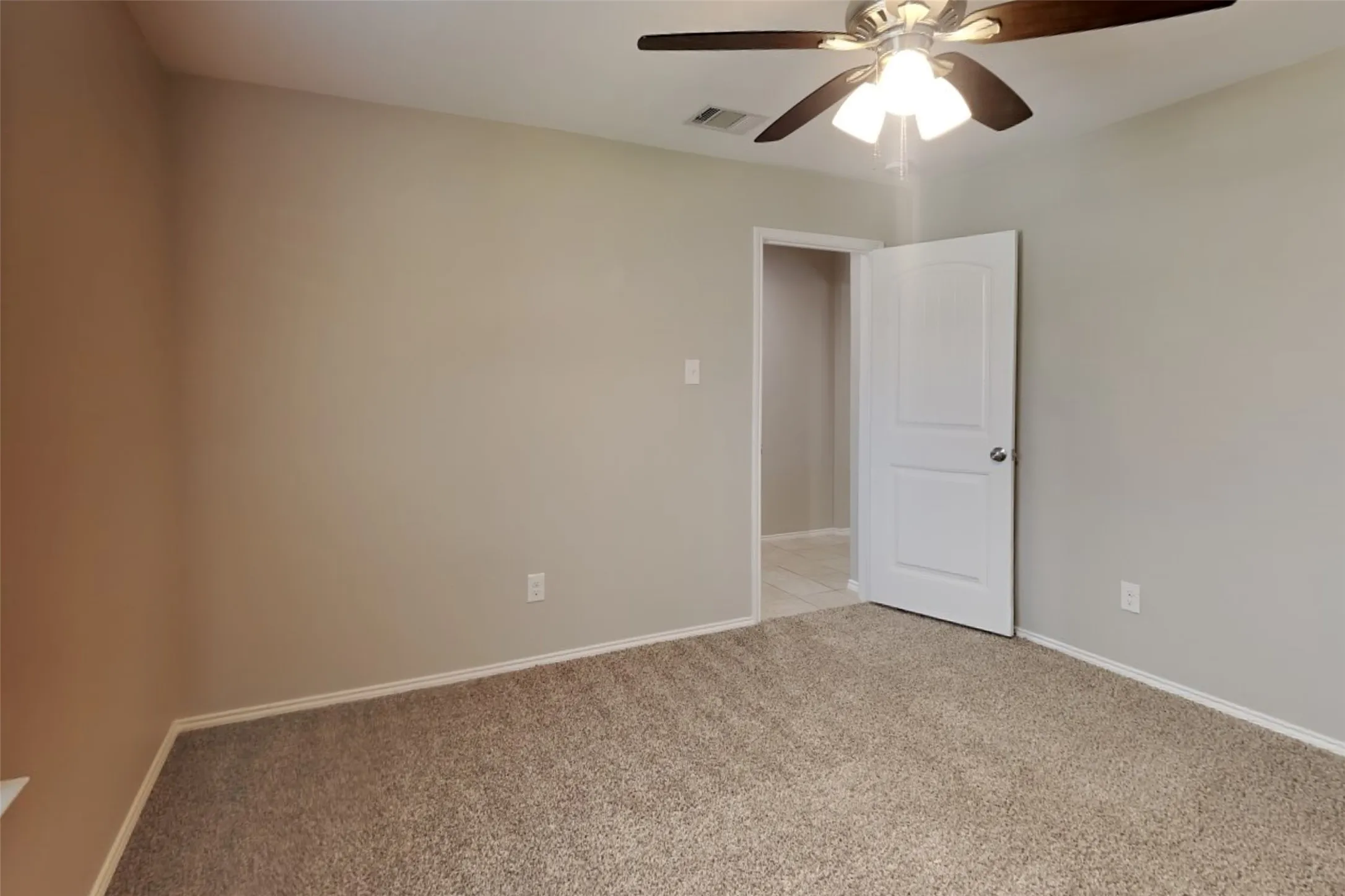 Single Family Residence For Rent in Collin County , 244 Cyrus Street, Anna, Texas 75409, 4 Bedroom, 2 Bathroom, 2 Garage spaces, 1,892 Sqft, built in 2017, mls#21351037, Real Estate Agent in Anna, Homes For Rent in Collin county, Homes For Rent in Anna, Realtor in Anna Texas, Real Estate Brokerage Independent Realty Texas, Luminita Cordes Realtor