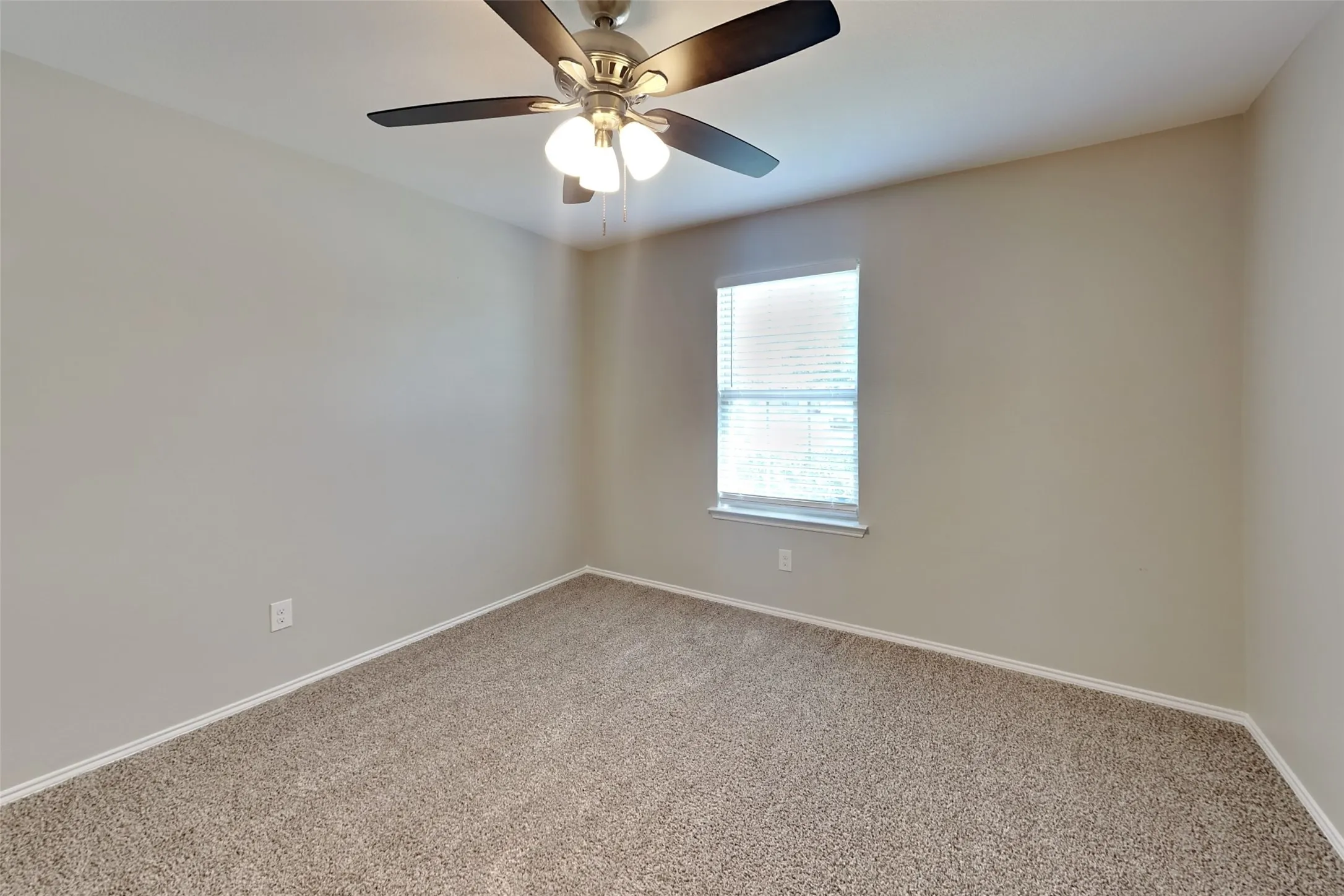 Single Family Residence For Rent in Collin County , 244 Cyrus Street, Anna, Texas 75409, 4 Bedroom, 2 Bathroom, 2 Garage spaces, 1,892 Sqft, built in 2017, mls#21351037, Real Estate Agent in Anna, Homes For Rent in Collin county, Homes For Rent in Anna, Realtor in Anna Texas, Real Estate Brokerage Independent Realty Texas, Luminita Cordes Realtor