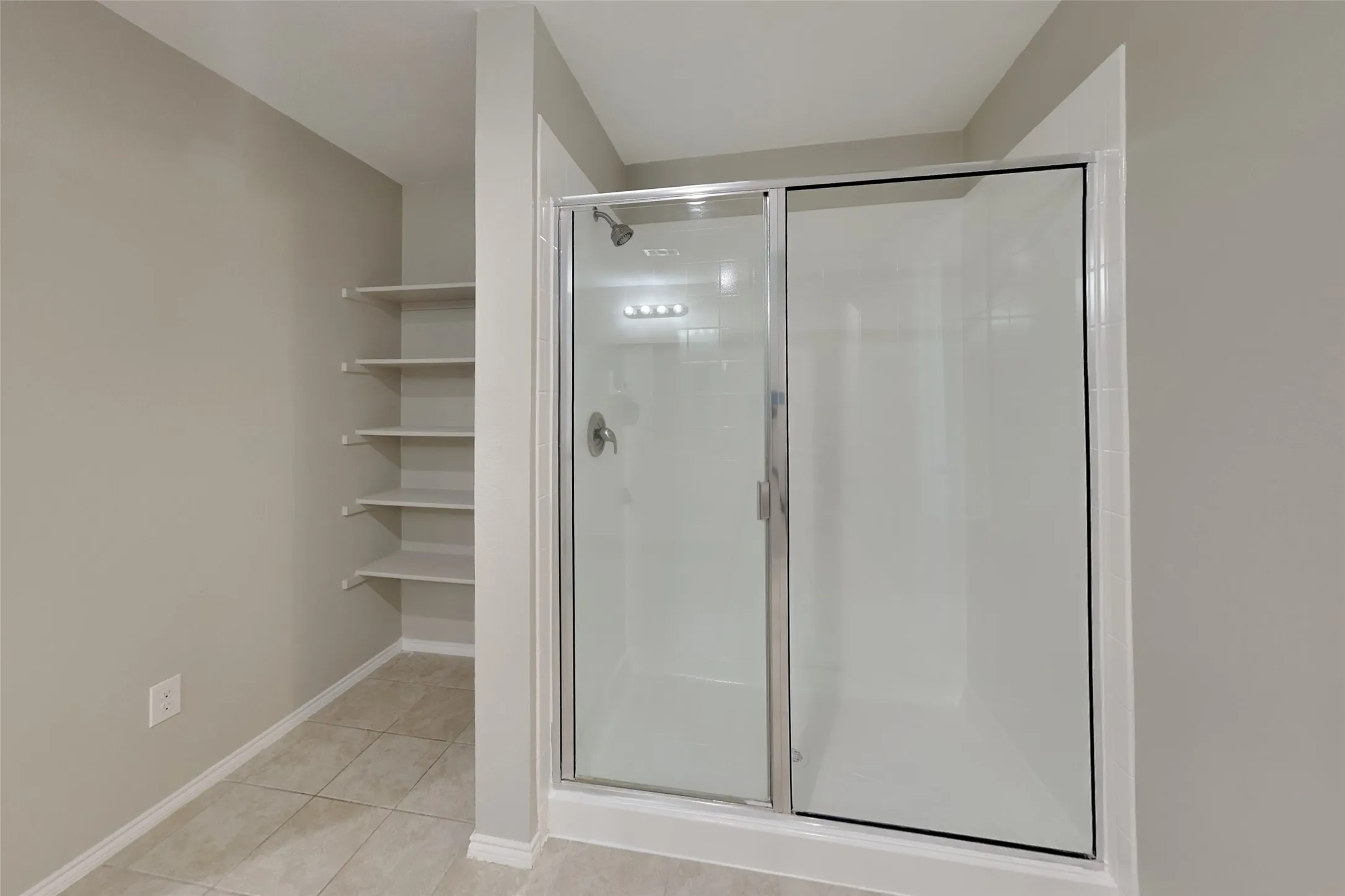 Single Family Residence For Rent in Collin County , 244 Cyrus Street, Anna, Texas 75409, 4 Bedroom, 2 Bathroom, 2 Garage spaces, 1,892 Sqft, built in 2017, mls#21351037, Real Estate Agent in Anna, Homes For Rent in Collin county, Homes For Rent in Anna, Realtor in Anna Texas, Real Estate Brokerage Independent Realty Texas, Luminita Cordes Realtor
