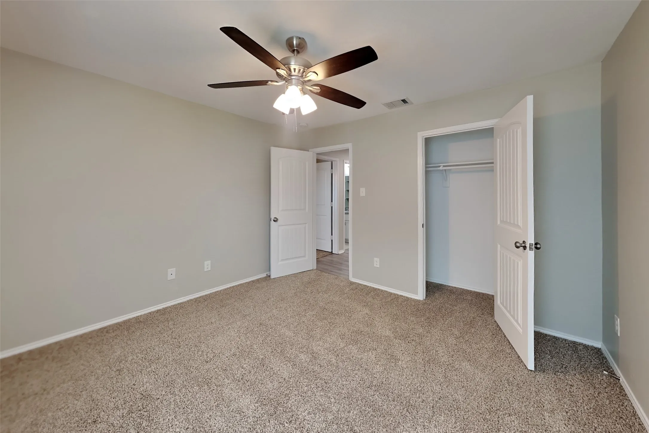 Single Family Residence For Rent in Collin County , 244 Cyrus Street, Anna, Texas 75409, 4 Bedroom, 2 Bathroom, 2 Garage spaces, 1,892 Sqft, built in 2017, mls#21351037, Real Estate Agent in Anna, Homes For Rent in Collin county, Homes For Rent in Anna, Realtor in Anna Texas, Real Estate Brokerage Independent Realty Texas, Luminita Cordes Realtor