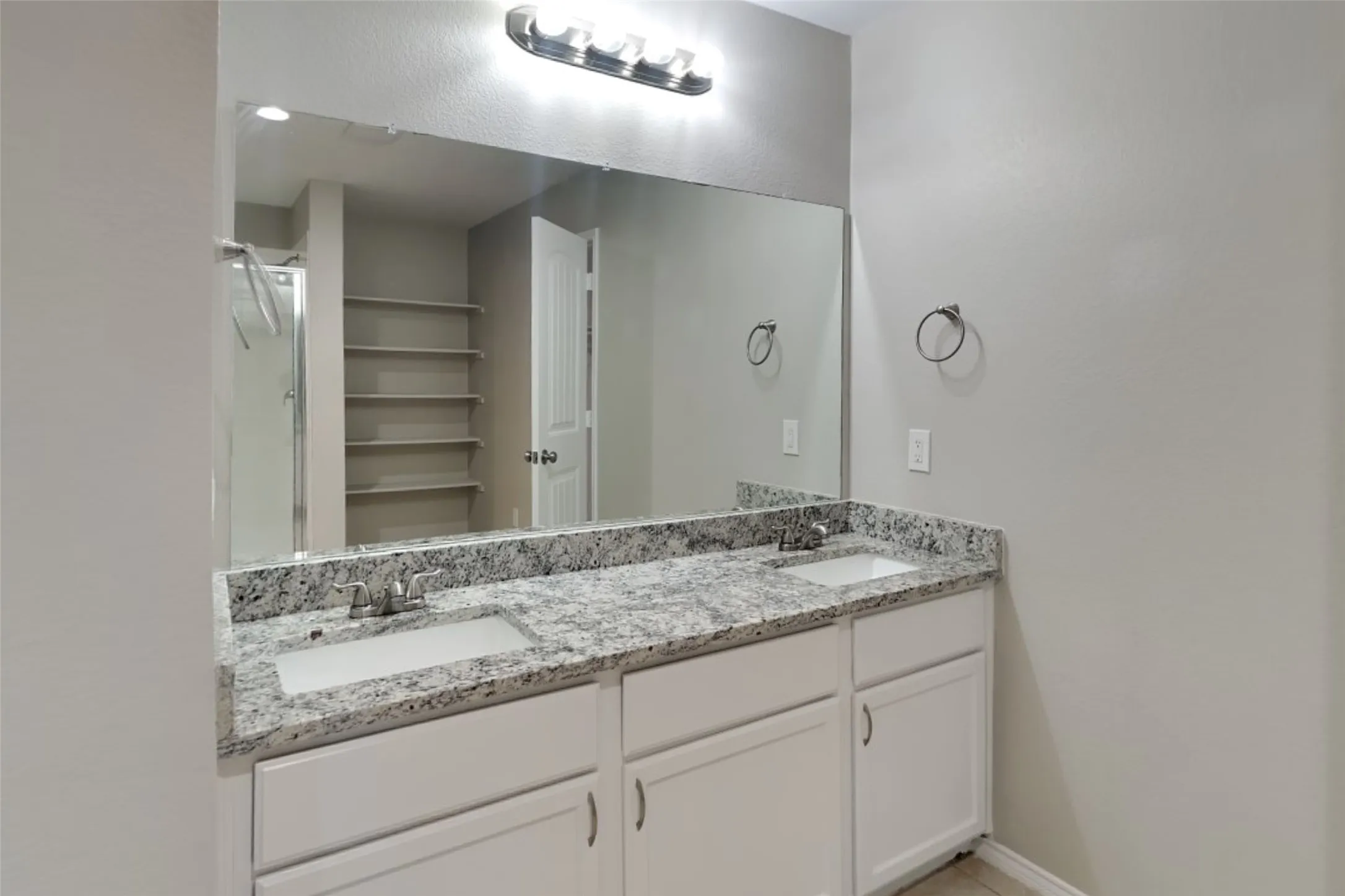 Single Family Residence For Rent in Collin County , 244 Cyrus Street, Anna, Texas 75409, 4 Bedroom, 2 Bathroom, 2 Garage spaces, 1,892 Sqft, built in 2017, mls#21351037, Real Estate Agent in Anna, Homes For Rent in Collin county, Homes For Rent in Anna, Realtor in Anna Texas, Real Estate Brokerage Independent Realty Texas, Luminita Cordes Realtor
