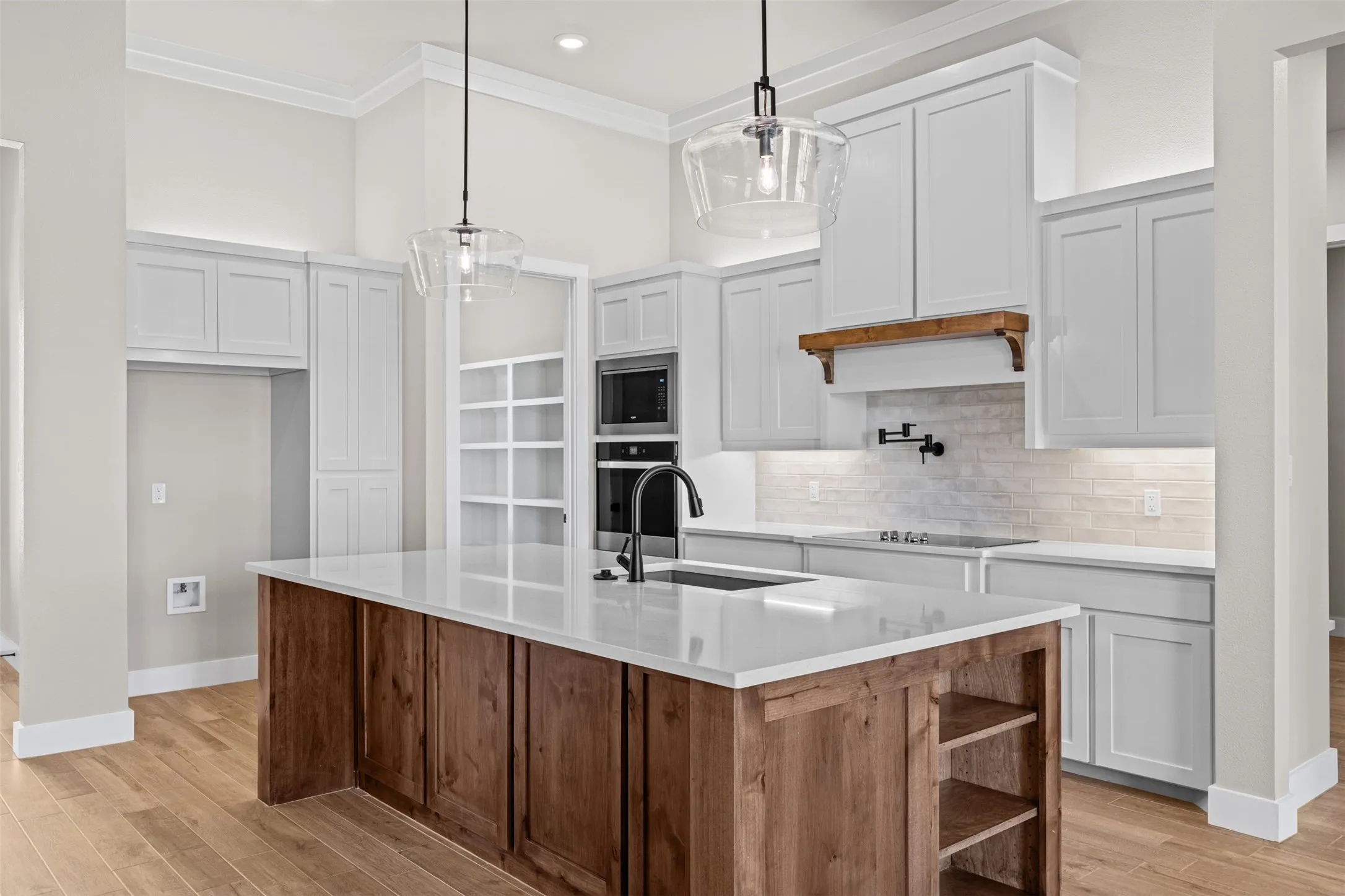Single Family Residence For Sale in Hood County , 6657 Pinehurst Drive, Granbury, Texas 76049, 5 Bedroom, 3 Bathroom, 2 Garage spaces, 2,617 Sqft, built in 2026, mls#21349265, Real Estate Agent in Granbury, Homes For Sale in Hood county, Homes For Sale in Granbury, Realtor in Granbury Texas, Real Estate Brokerage Independent Realty Texas, Luminita Cordes Realtor