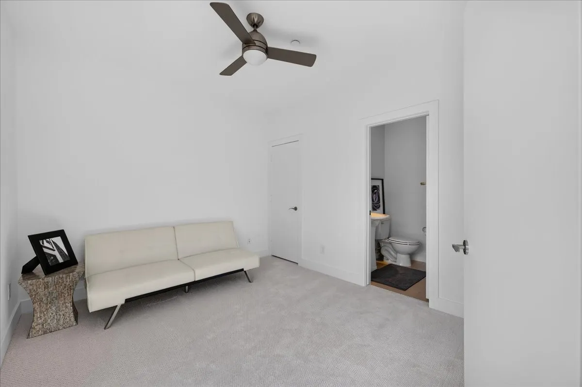 Condominium For Sale in Dallas County , 3930 Bowser Avenue 12, Dallas, Texas 75219, 2 Bedroom, 3 Bathroom, 2 Garage spaces, 1,825 Sqft, built in 2008, mls#21351050, Real Estate Agent in Dallas, Homes For Sale in Dallas county, Homes For Sale in Dallas, Realtor in Dallas Texas, Real Estate Brokerage Independent Realty Texas, Luminita Cordes Realtor