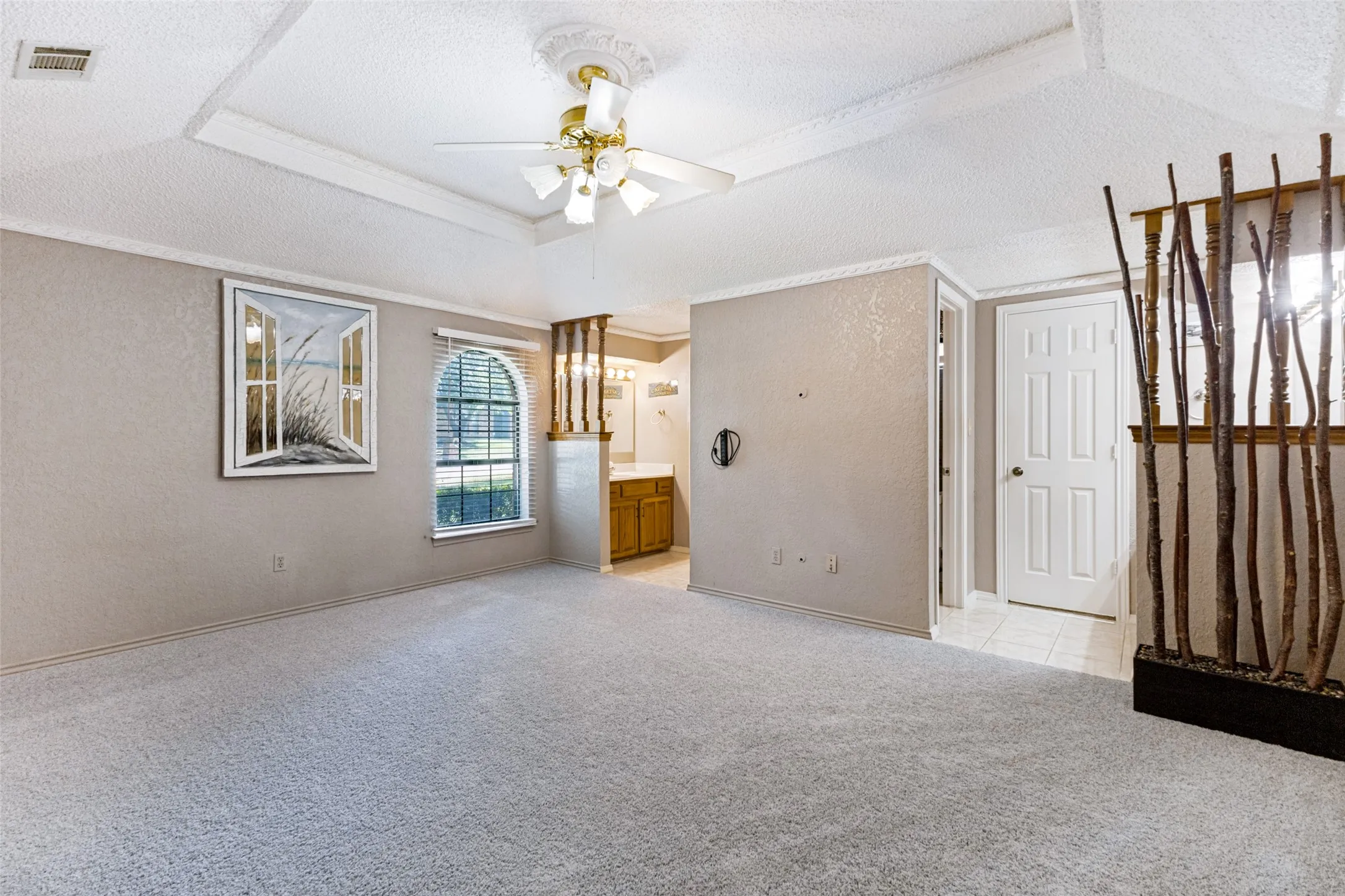 Single Family Residence For Sale in Dallas County , 841 Broadmoor Drive, Mesquite, Texas 75149, 4 Bedroom, 3 Bathroom, 2 Garage spaces, 1,806 Sqft, built in 1984, mls#21350789, Real Estate Agent in Mesquite, Homes For Sale in Dallas county, Homes For Sale in Mesquite, Realtor in Mesquite Texas, Real Estate Brokerage Independent Realty Texas, Luminita Cordes Realtor