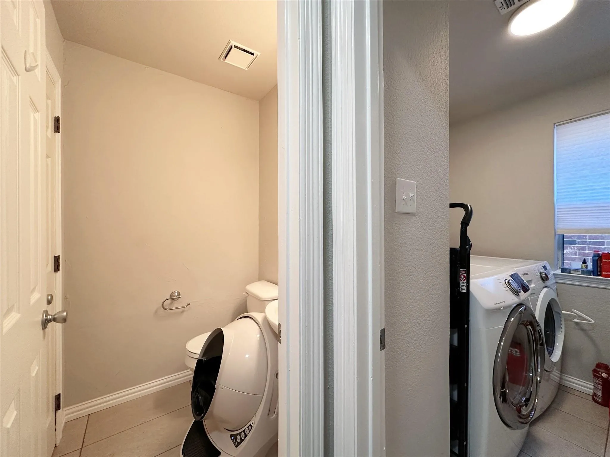 Single Family Residence For Rent in Collin County , 4103 Midrose Trail, Dallas, Texas 75287, 3 Bedroom, 3 Bathroom, 2 Garage spaces, 2,118 Sqft, built in 1997, mls#21351056, Real Estate Agent in Dallas, Homes For Rent in Collin county, Homes For Rent in Dallas, Realtor in Dallas Texas, Real Estate Brokerage Independent Realty Texas, Luminita Cordes Realtor