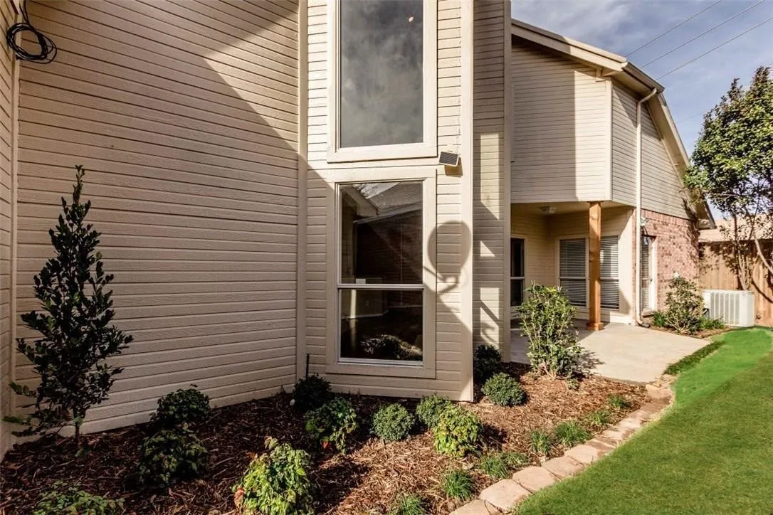 Single Family Residence For Rent in Collin County , 4103 Midrose Trail, Dallas, Texas 75287, 3 Bedroom, 3 Bathroom, 2 Garage spaces, 2,118 Sqft, built in 1997, mls#21351056, Real Estate Agent in Dallas, Homes For Rent in Collin county, Homes For Rent in Dallas, Realtor in Dallas Texas, Real Estate Brokerage Independent Realty Texas, Luminita Cordes Realtor