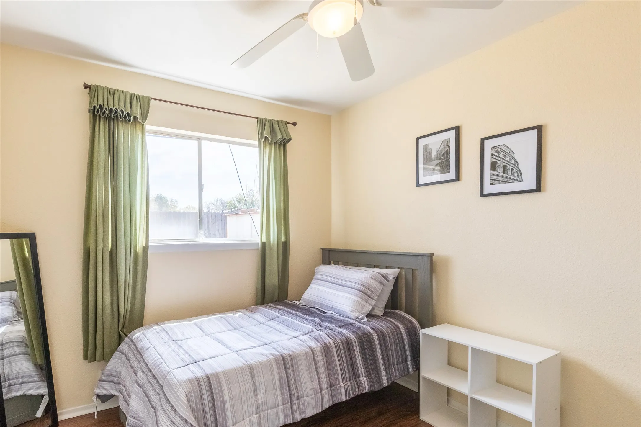 Single Family Residence For Rent in Taylor County , 1689 Chachalaca Lane, Abilene, Texas 79605, 3 Bedroom, 2 Bathroom, 2 Garage spaces, 1,196 Sqft, built in 1981, mls#21349069, Real Estate Agent in Abilene, Homes For Rent in Taylor county, Homes For Rent in Abilene, Realtor in Abilene Texas, Real Estate Brokerage Independent Realty Texas, Luminita Cordes Realtor