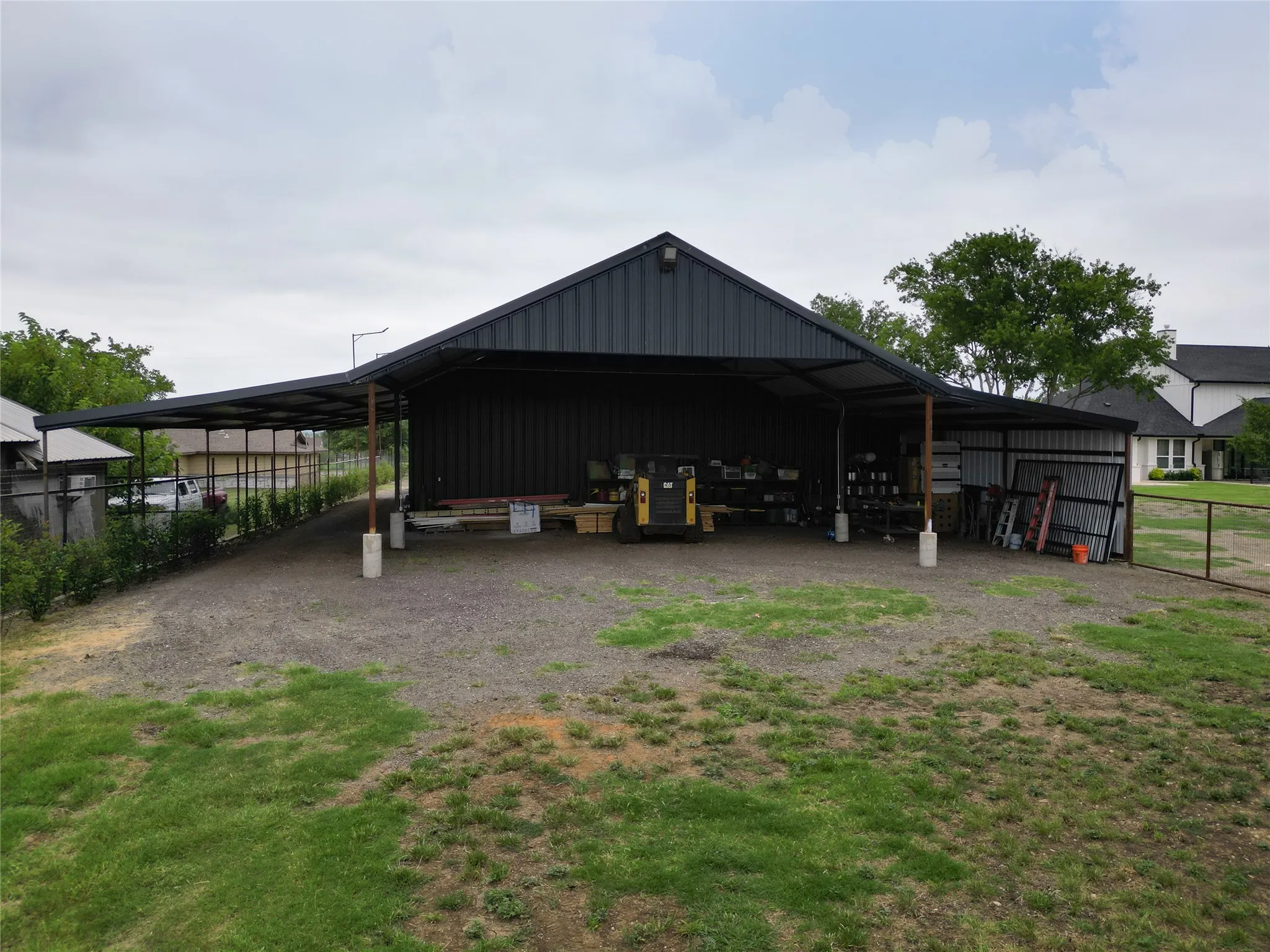 Single Family Residence For Sale in Johnson County , 200 Corral Road, Godley, Texas 76044, 5 Bedroom, 7 Bathroom, 4 Garage spaces, 5,256 Sqft, built in 2025, Price $1,678,000, mls#21347600, Real Estate Agent in Godley, Homes For Sale in Johnson county, Homes For Sale in Godley, Realtor in Godley Texas, Real Estate Brokerage Independent Realty Texas, Luminita Cordes Realtor