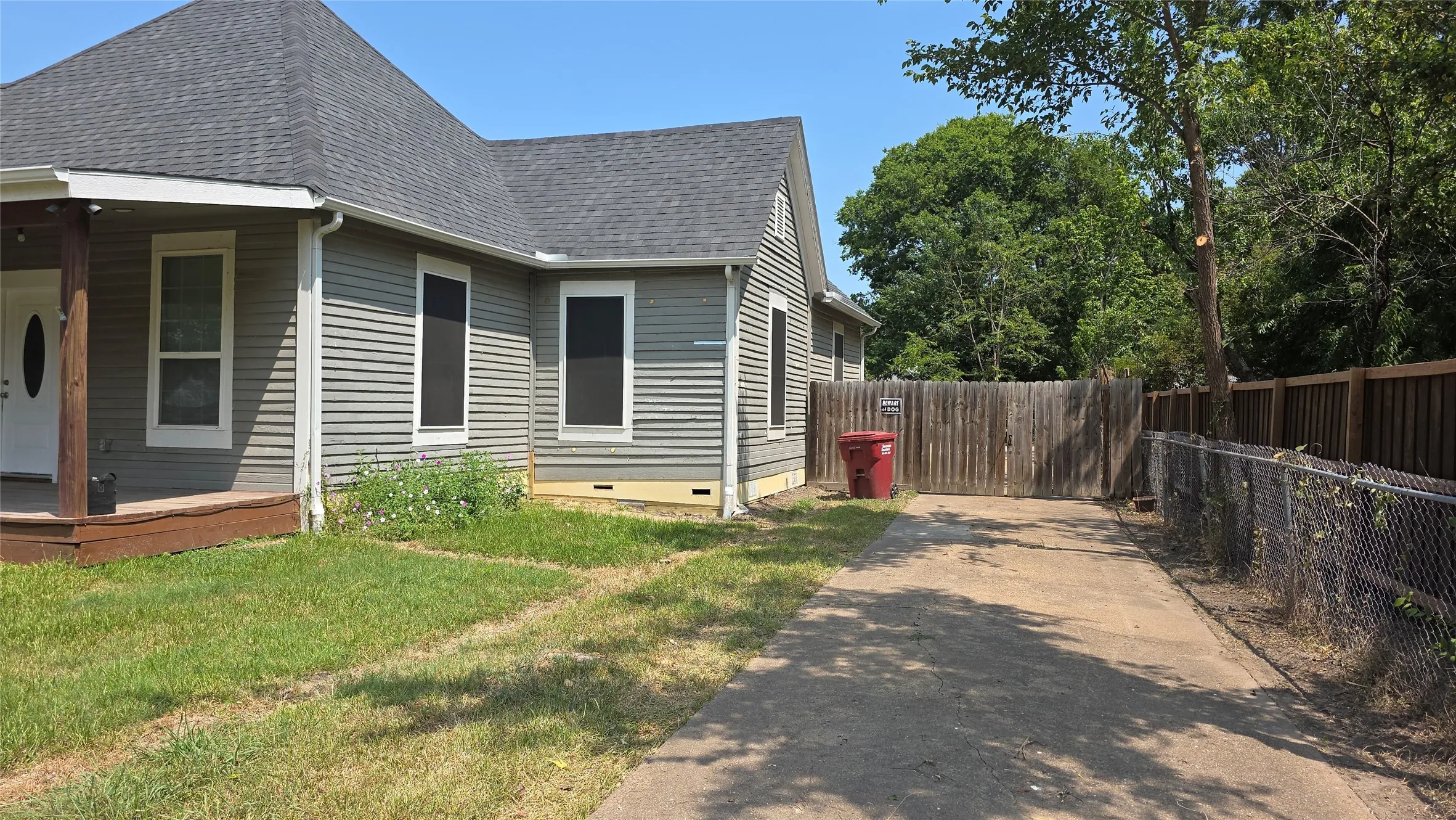 Driveway on side