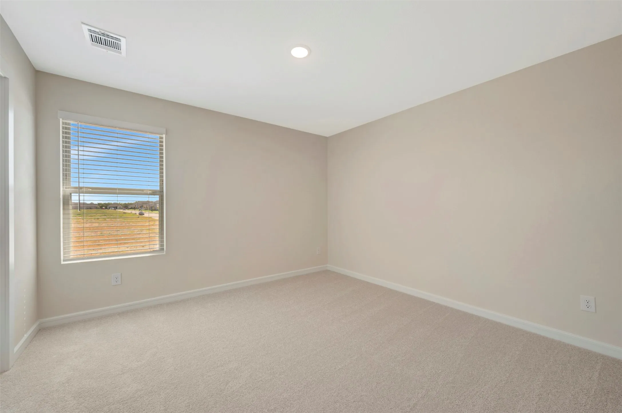 Single Family Residence For Sale in Grayson County , 614 Forest Haven Drive, Van Alstyne, Texas 75495, 4 Bedroom, 3 Bathroom, 2 Garage spaces, 2,306 Sqft, built in 2026, mls#21351068, Real Estate Agent in Van Alstyne, Homes For Sale in Grayson county, Homes For Sale in Van Alstyne, Realtor in Van Alstyne Texas, Real Estate Brokerage Independent Realty Texas, Luminita Cordes Realtor