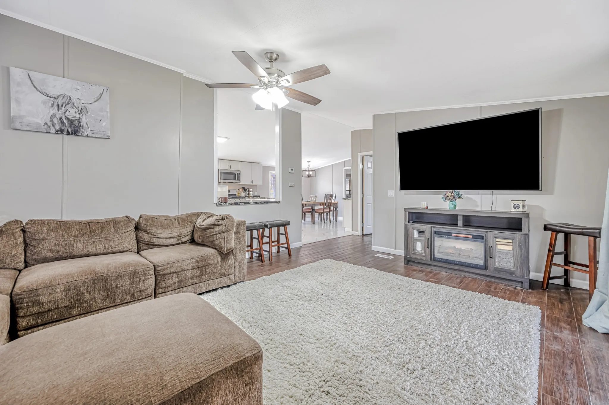 Mobile Home For Sale in Hill County , 304 Hcr 1433, Covington, Texas 76636, 3 Bedroom, 2 Bathroom, Garage spaces, 1,792 Sqft, built in 1992, mls#21348802, Real Estate Agent in Covington, Homes For Sale in Hill county, Homes For Sale in Covington, Realtor in Covington Texas, Real Estate Brokerage Independent Realty Texas, Luminita Cordes Realtor