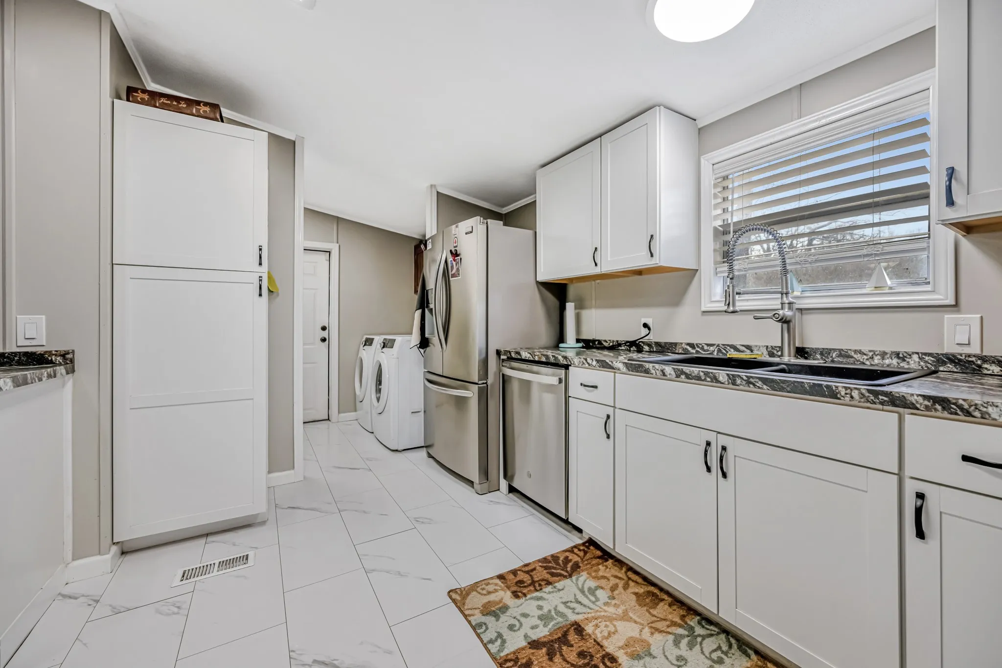 Mobile Home For Sale in Hill County , 304 Hcr 1433, Covington, Texas 76636, 3 Bedroom, 2 Bathroom, Garage spaces, 1,792 Sqft, built in 1992, mls#21348802, Real Estate Agent in Covington, Homes For Sale in Hill county, Homes For Sale in Covington, Realtor in Covington Texas, Real Estate Brokerage Independent Realty Texas, Luminita Cordes Realtor