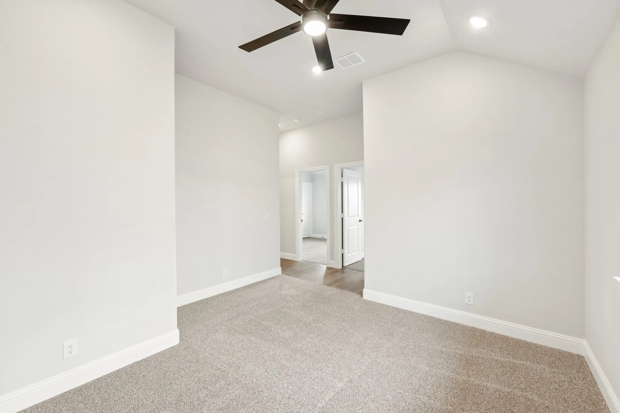 Single Family Residence For Sale in Parker County , 131 Kingfisher Lane, Aledo, Texas 76008, 3 Bedroom, 2 Bathroom, 2 Garage spaces, 2,034 Sqft, built in 2026, mls#21351092, Real Estate Agent in Aledo, Homes For Sale in Parker county, Homes For Sale in Aledo, Realtor in Aledo Texas, Real Estate Brokerage Independent Realty Texas, Luminita Cordes Realtor
