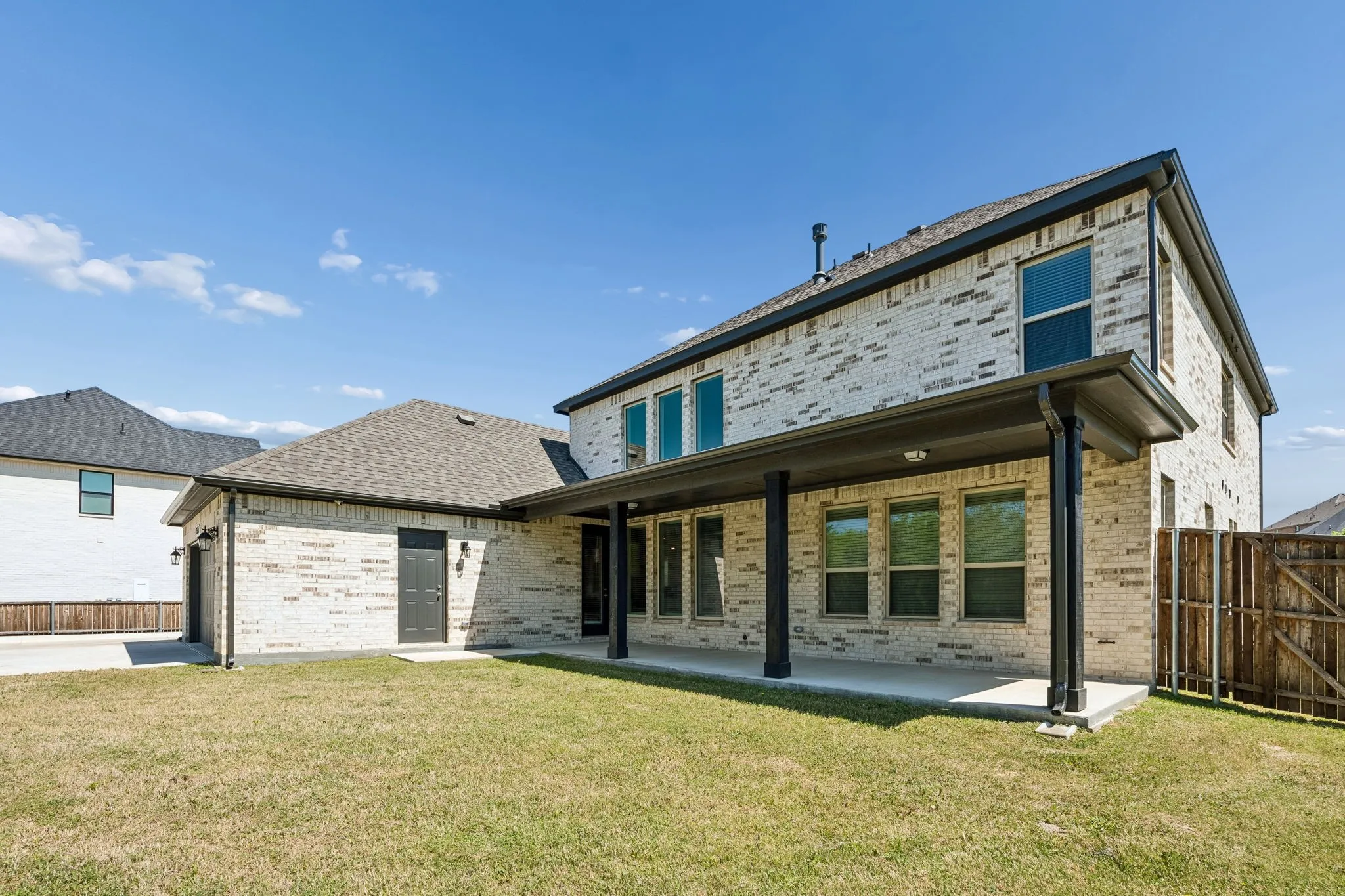 Single Family Residence For Sale in Dallas County , 313 Suncrest Way, Sunnyvale, Texas 75182, 4 Bedroom, 4 Bathroom, 2 Garage spaces, 3,191 Sqft, built in 2023, mls#21351033, Real Estate Agent in Sunnyvale, Homes For Sale in Dallas county, Homes For Sale in Sunnyvale, Realtor in Sunnyvale Texas, Real Estate Brokerage Independent Realty Texas, Luminita Cordes Realtor