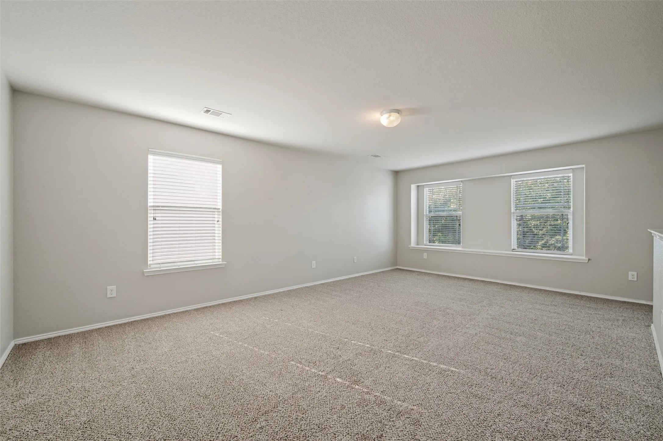 Single Family Residence For Sale in Denton County , 9939 Wethers Field Circle, Providence Village, Texas 76227, 3 Bedroom, 3 Bathroom, 2 Garage spaces, 2,360 Sqft, built in 2010, mls#21348264, Real Estate Agent in Providence Village, Homes For Sale in Denton county, Homes For Sale in Providence Village, Realtor in Providence Village Texas, Real Estate Brokerage Independent Realty Texas, Luminita Cordes Realtor