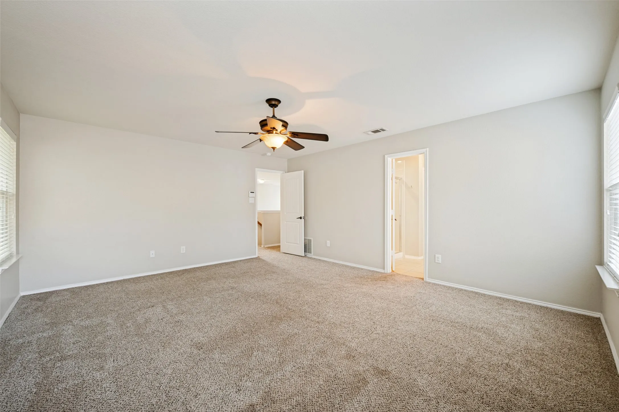 Single Family Residence For Sale in Denton County , 9939 Wethers Field Circle, Providence Village, Texas 76227, 3 Bedroom, 3 Bathroom, 2 Garage spaces, 2,360 Sqft, built in 2010, mls#21348264, Real Estate Agent in Providence Village, Homes For Sale in Denton county, Homes For Sale in Providence Village, Realtor in Providence Village Texas, Real Estate Brokerage Independent Realty Texas, Luminita Cordes Realtor