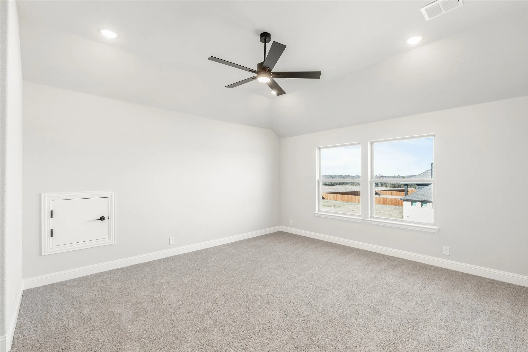 Single Family Residence For Sale in Ellis County , 673 Serenity Lane, Red Oak, Texas 75154, 5 Bedroom, 4 Bathroom, 3 Garage spaces, 3,280 Sqft, built in 2025, mls#21351099, Real Estate Agent in Red Oak, Homes For Sale in Ellis county, Homes For Sale in Red Oak, Realtor in Red Oak Texas, Real Estate Brokerage Independent Realty Texas, Luminita Cordes Realtor