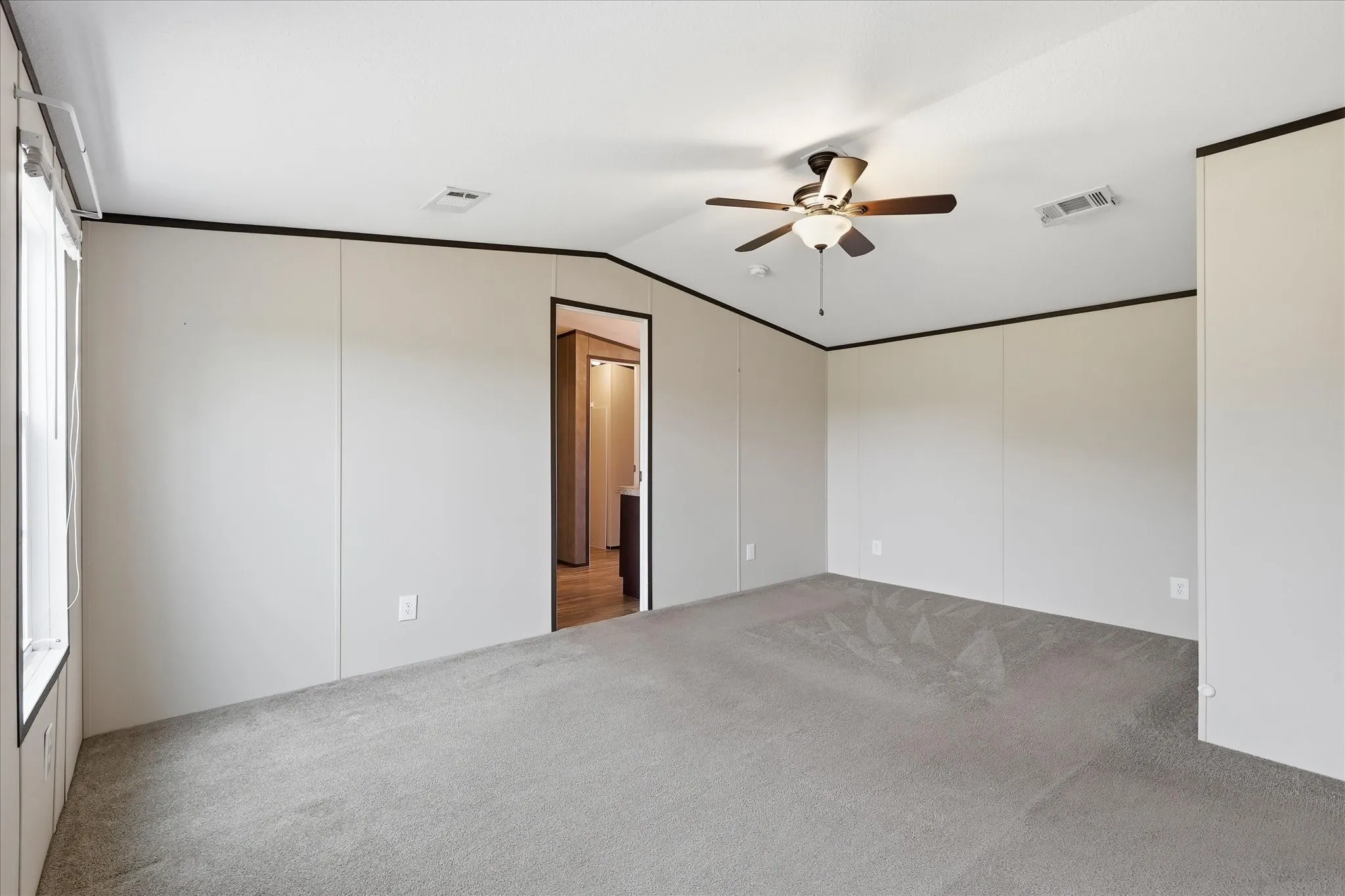 Mobile Home For Sale in Fannin County , 8775 E Fm 273, Ivanhoe, Texas 75447, 3 Bedroom, 2 Bathroom, 2 Garage spaces, 1,368 Sqft, built in 2013, mls#21350228, Real Estate Agent in Ivanhoe, Homes For Sale in Fannin county, Homes For Sale in Ivanhoe, Realtor in Ivanhoe Texas, Real Estate Brokerage Independent Realty Texas, Luminita Cordes Realtor