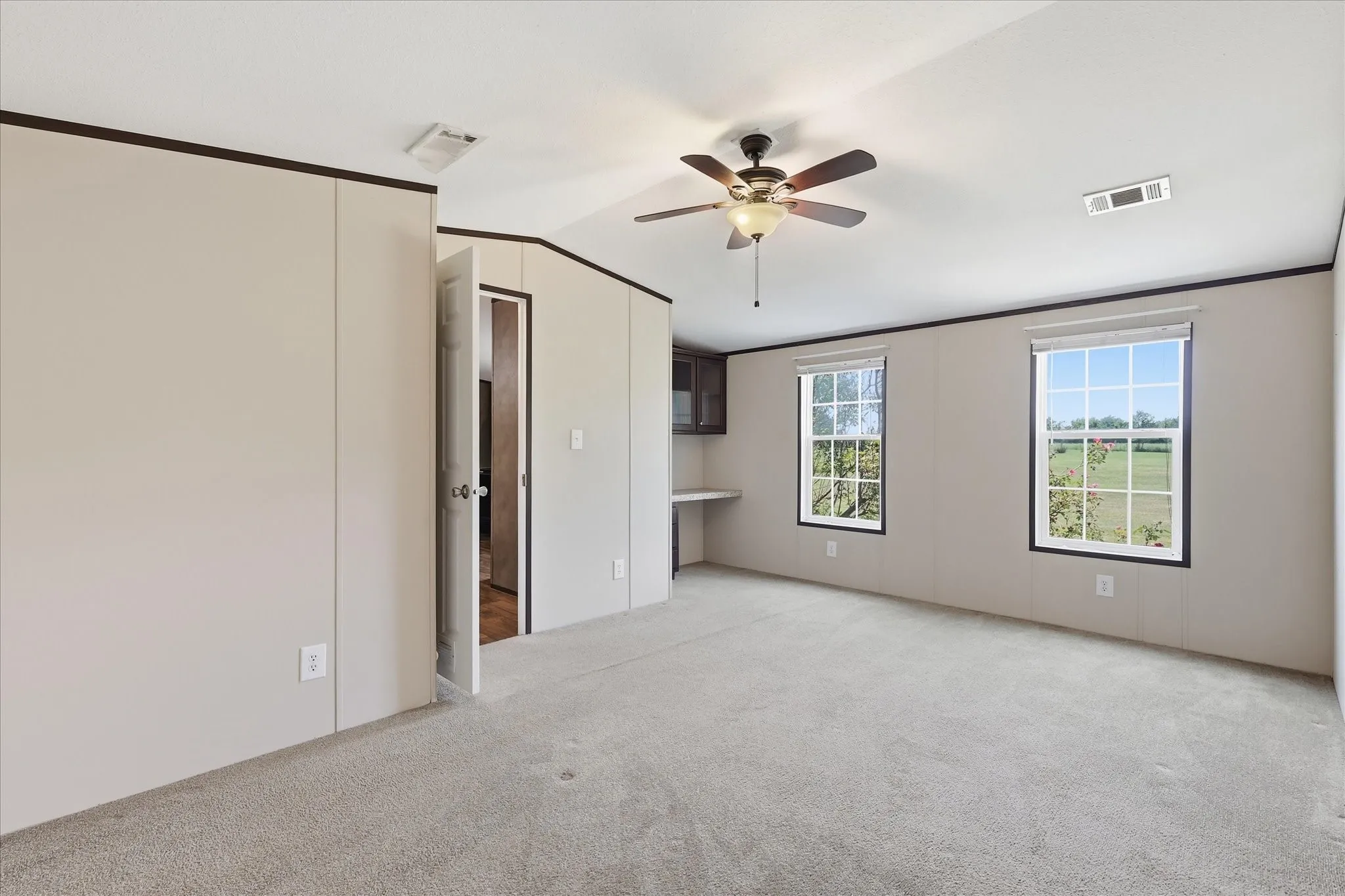 Mobile Home For Sale in Fannin County , 8775 E Fm 273, Ivanhoe, Texas 75447, 3 Bedroom, 2 Bathroom, 2 Garage spaces, 1,368 Sqft, built in 2013, mls#21350228, Real Estate Agent in Ivanhoe, Homes For Sale in Fannin county, Homes For Sale in Ivanhoe, Realtor in Ivanhoe Texas, Real Estate Brokerage Independent Realty Texas, Luminita Cordes Realtor