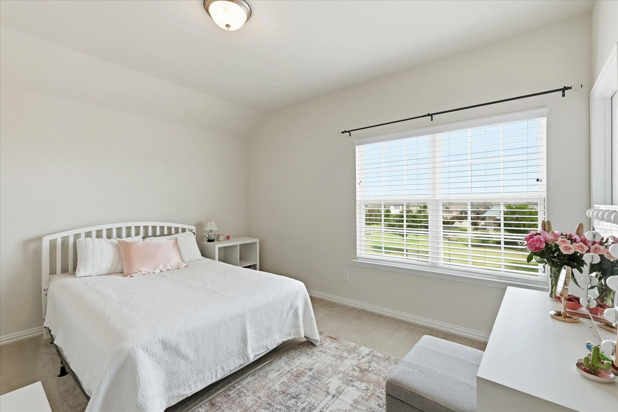 Single Family Residence For Sale in Tarrant County , 1021 Plateau Ridge Way, Fort Worth, Texas 76052, 5 Bedroom, 4 Bathroom, 2 Garage spaces, 3,497 Sqft, built in 2018, mls#21351045, Real Estate Agent in Fort Worth, Homes For Sale in Tarrant county, Homes For Sale in Fort Worth, Realtor in Fort Worth Texas, Real Estate Brokerage Independent Realty Texas, Luminita Cordes Realtor