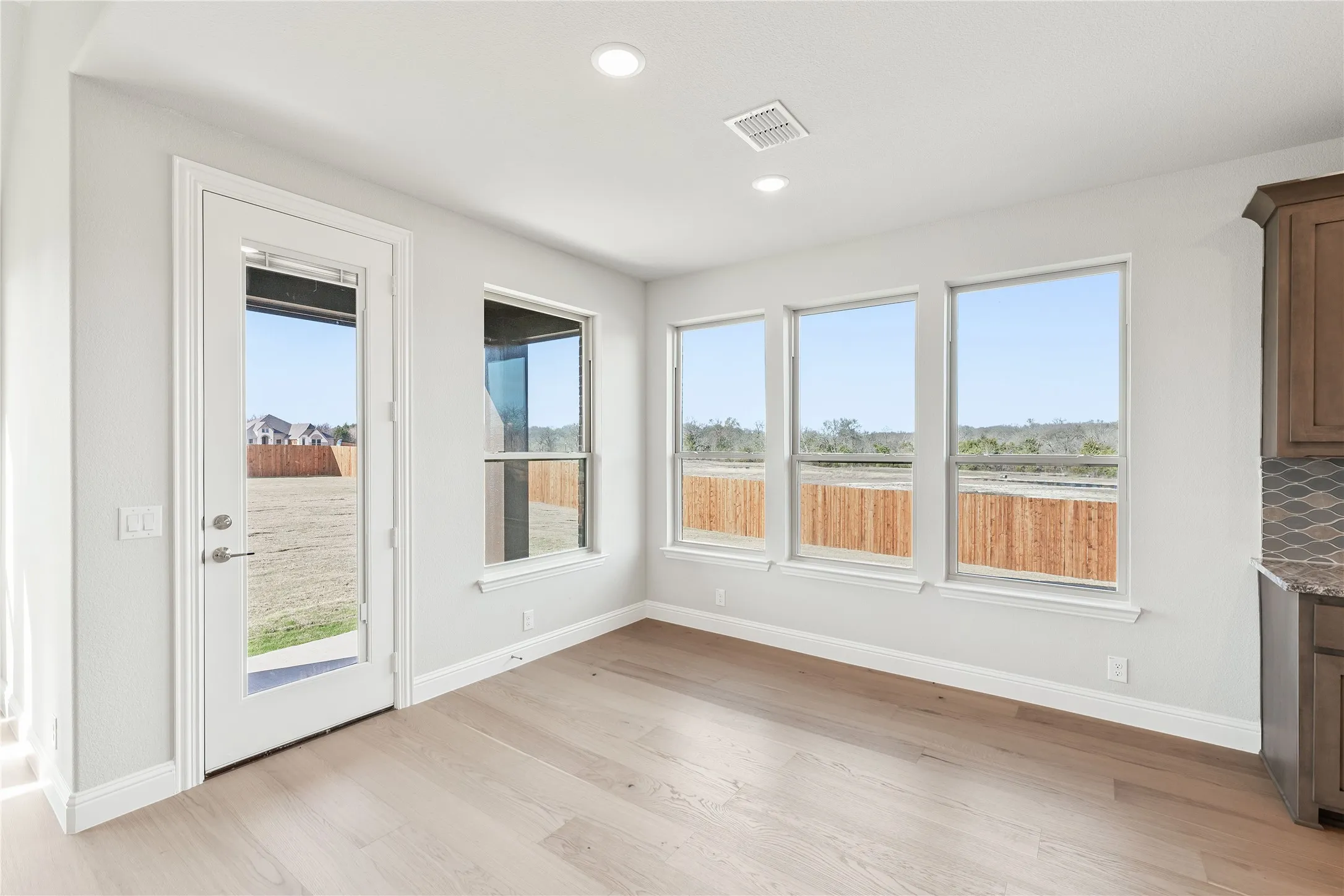 Single Family Residence For Sale in Ellis County , 733 Serenity Lane, Red Oak, Texas 75154, 4 Bedroom, 4 Bathroom, 3 Garage spaces, 3,430 Sqft, built in 2025, mls#21351107, Real Estate Agent in Red Oak, Homes For Sale in Ellis county, Homes For Sale in Red Oak, Realtor in Red Oak Texas, Real Estate Brokerage Independent Realty Texas, Luminita Cordes Realtor