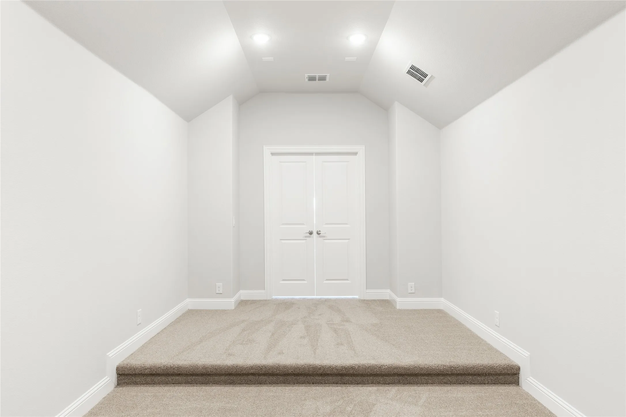 Single Family Residence For Sale in Ellis County , 733 Serenity Lane, Red Oak, Texas 75154, 4 Bedroom, 4 Bathroom, 3 Garage spaces, 3,430 Sqft, built in 2025, mls#21351107, Real Estate Agent in Red Oak, Homes For Sale in Ellis county, Homes For Sale in Red Oak, Realtor in Red Oak Texas, Real Estate Brokerage Independent Realty Texas, Luminita Cordes Realtor