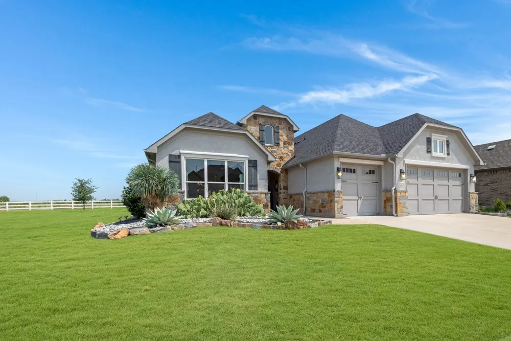 Welcome Home! HOA maintained lot to the west of this property.