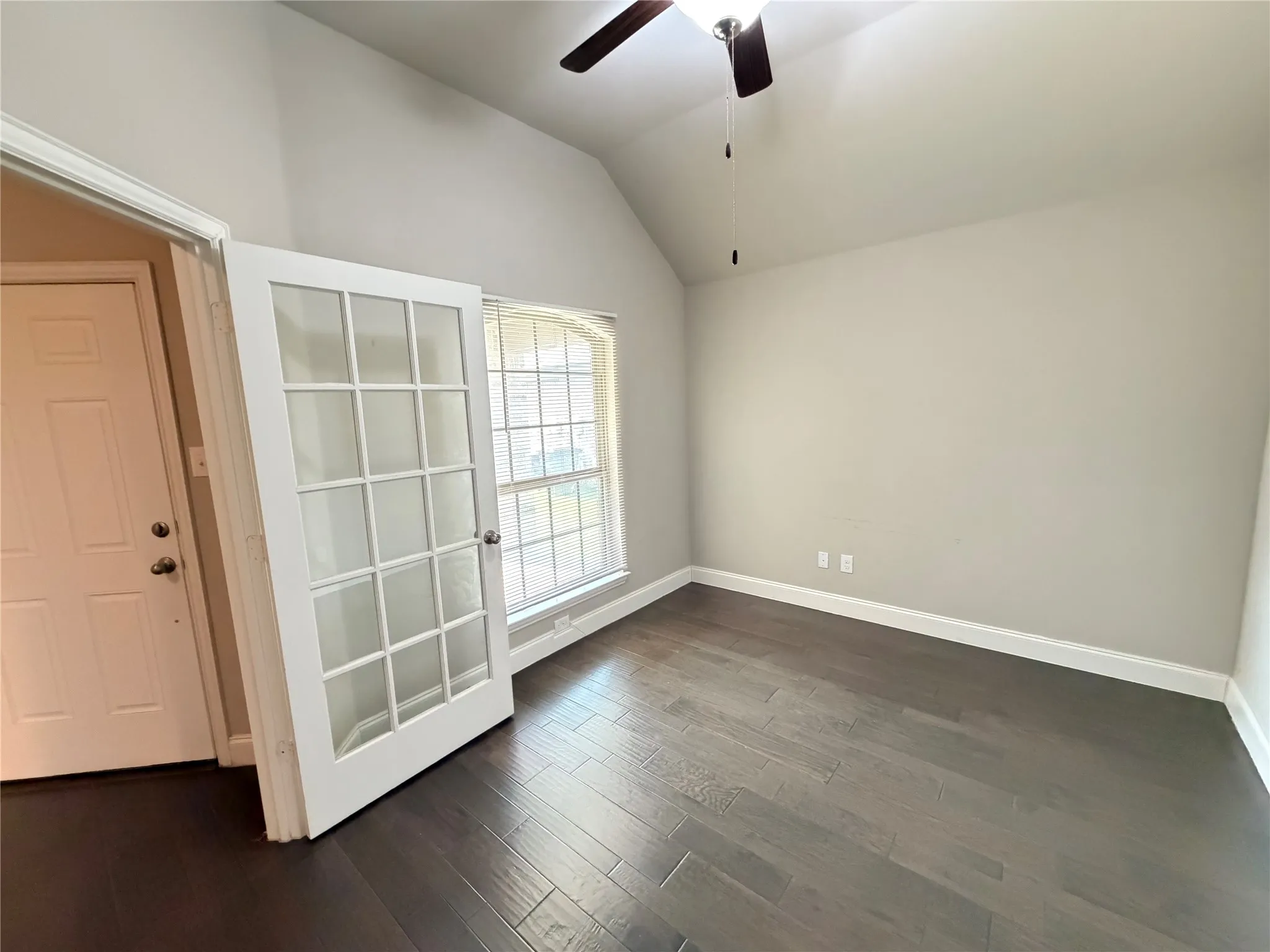 Single Family Residence For Rent in Tarrant County , 7924 Buttonwood Drive, Fort Worth, Texas 76137, 3 Bedroom, 2 Bathroom, 2 Garage spaces, 1,818 Sqft, built in 2019, mls#21351118, Real Estate Agent in Fort Worth, Homes For Rent in Tarrant county, Homes For Rent in Fort Worth, Realtor in Fort Worth Texas, Real Estate Brokerage Independent Realty Texas, Luminita Cordes Realtor